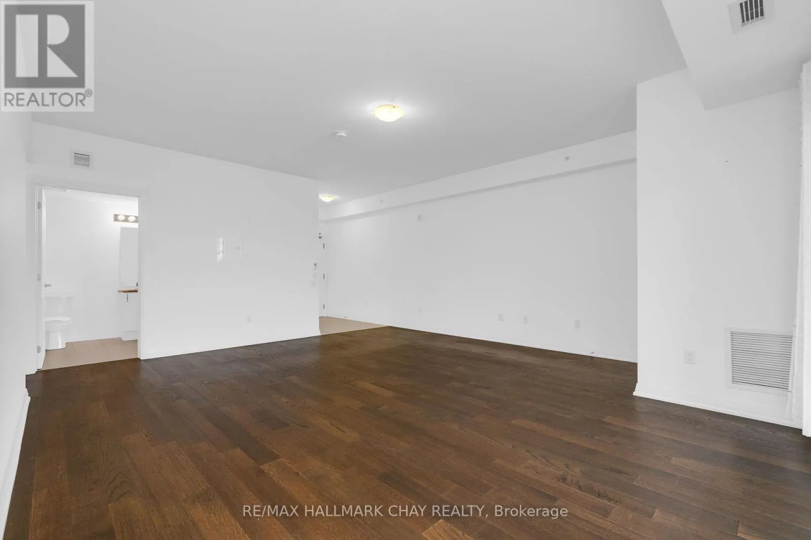 301 - 54 KODA STREET