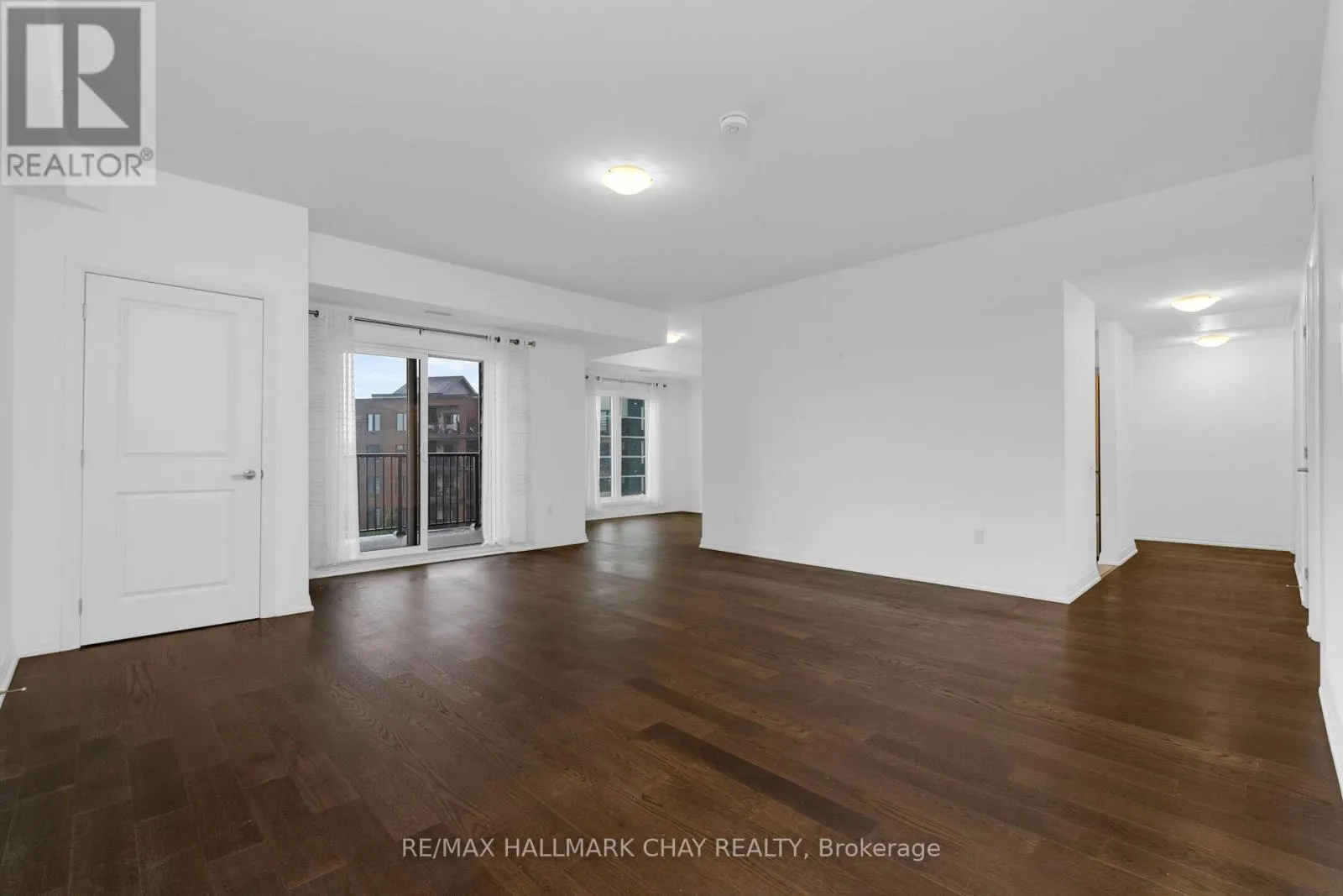 301 - 54 KODA STREET