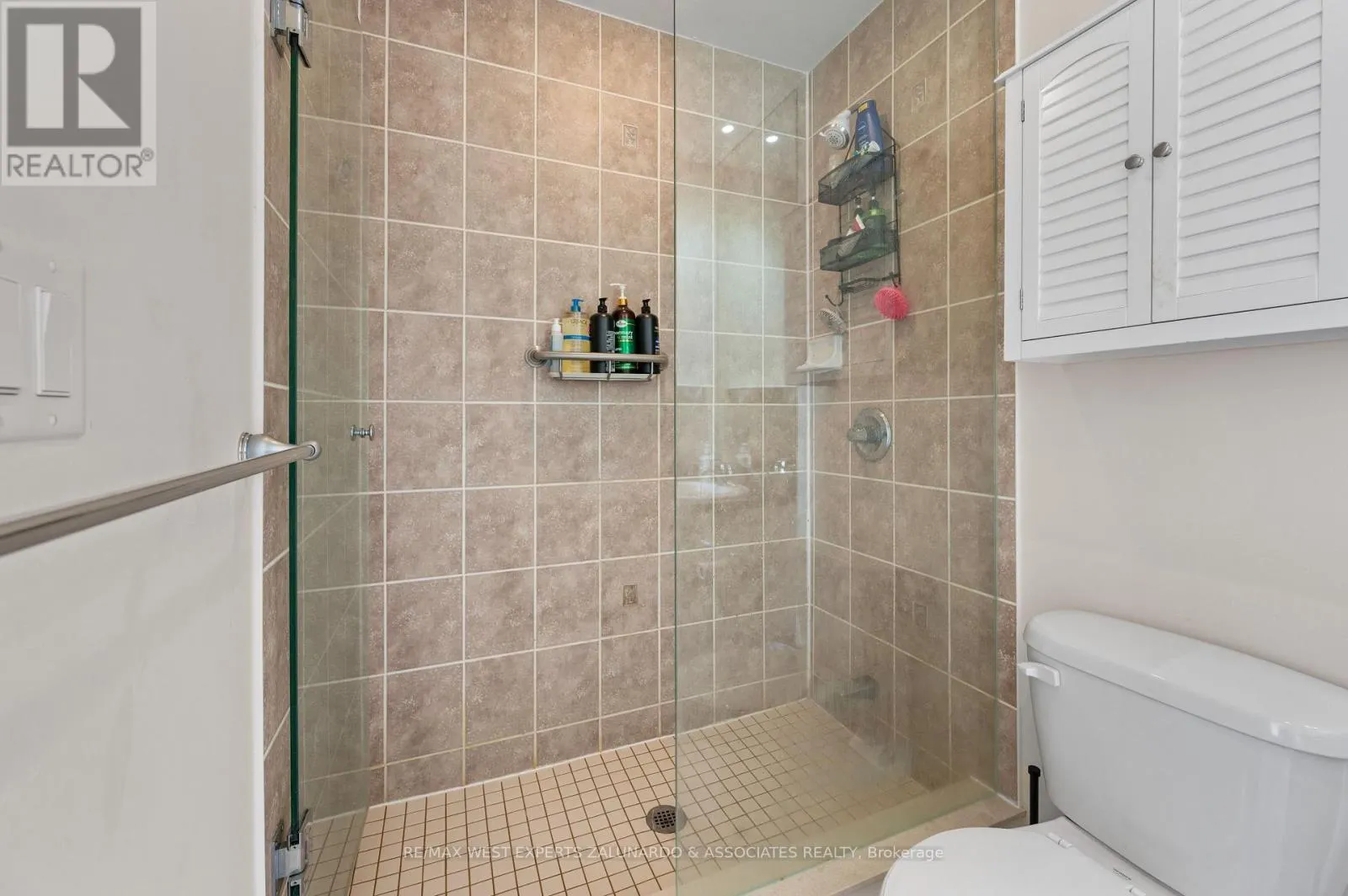305 - 8 BRANDY LANE DRIVE