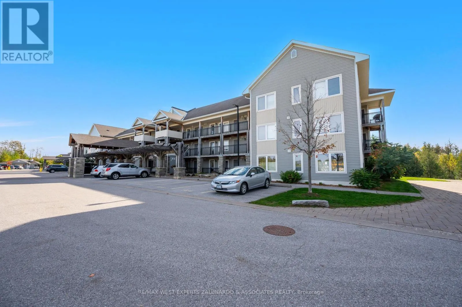 305 - 8 BRANDY LANE DRIVE