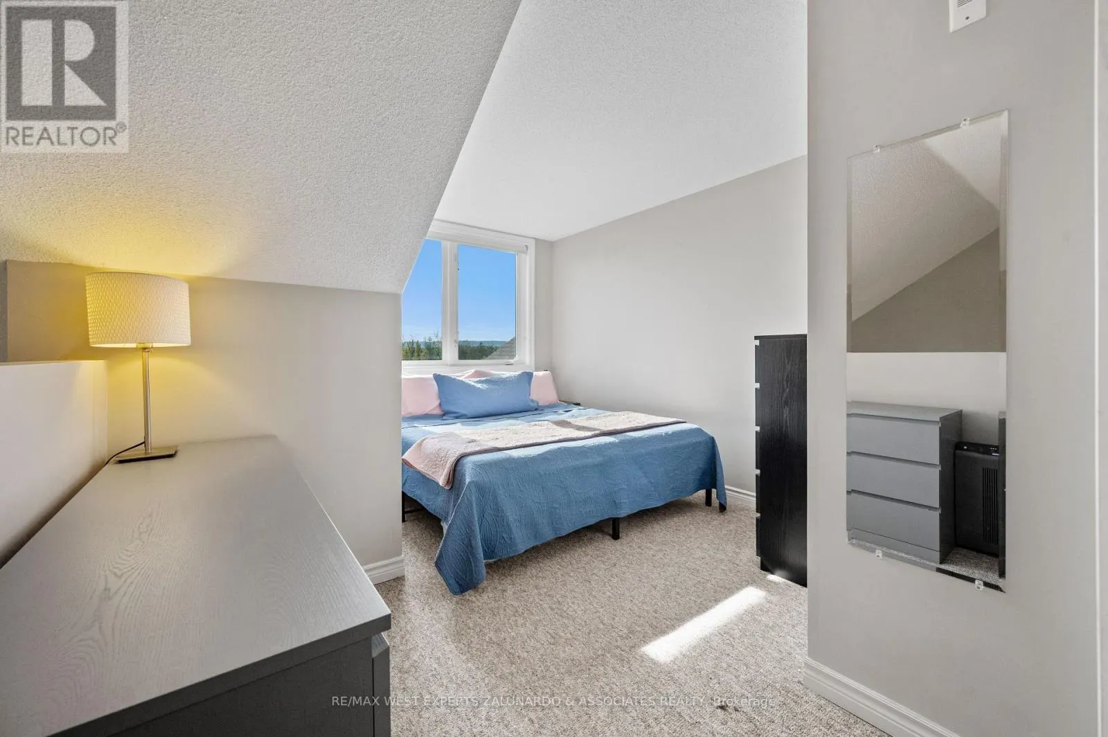 305 - 8 BRANDY LANE DRIVE