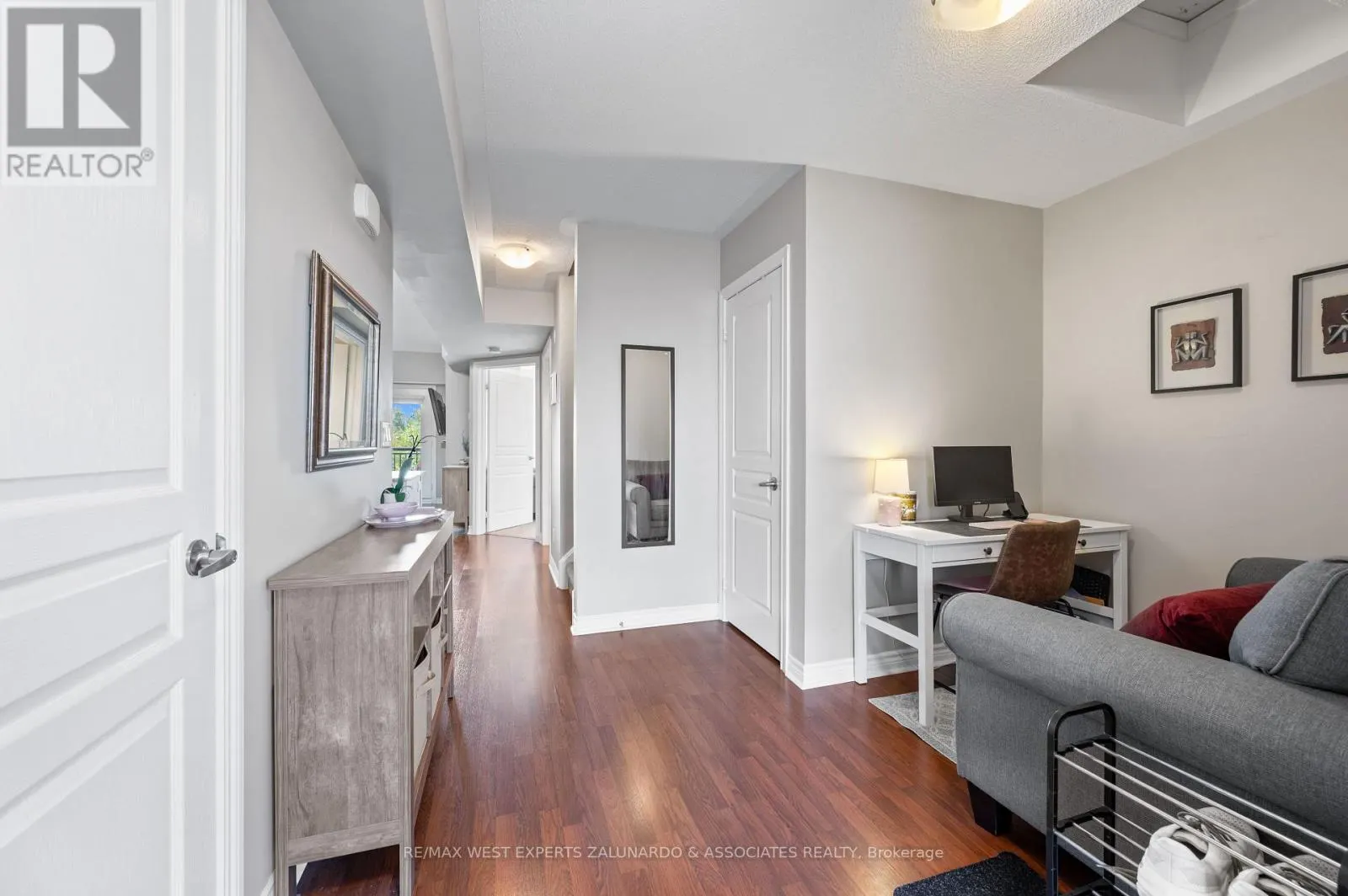 305 - 8 BRANDY LANE DRIVE