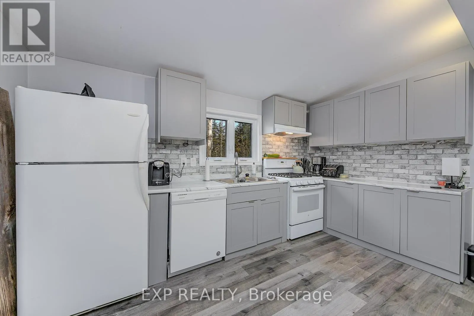 7 60TH STREET S
