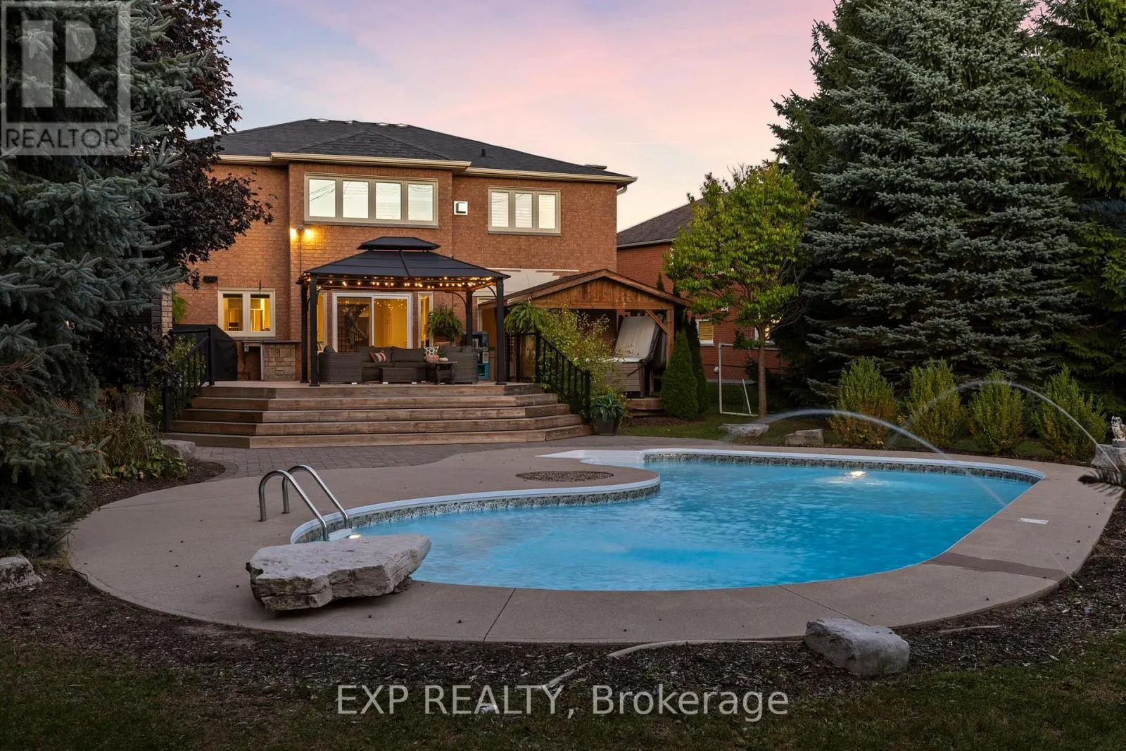71 CITYVIEW CIRCLE