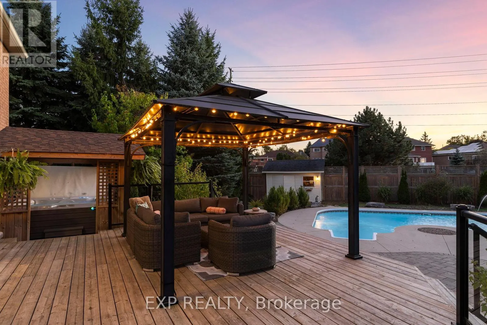 71 CITYVIEW CIRCLE