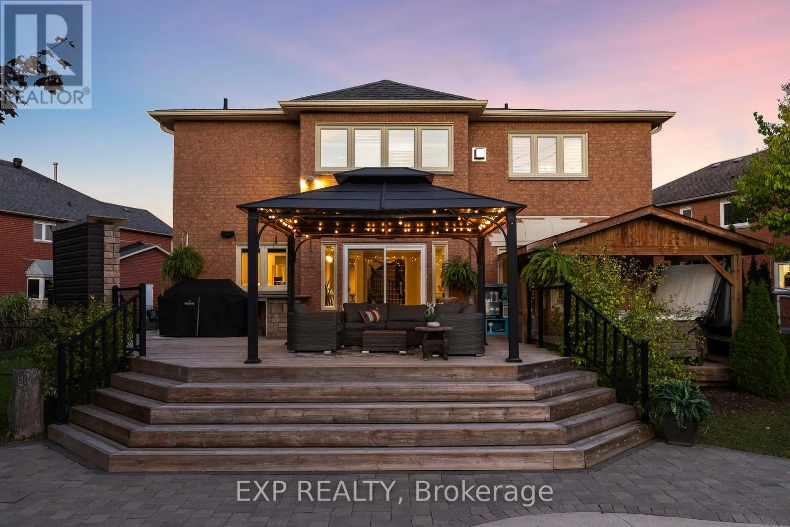 71 CITYVIEW CIRCLE