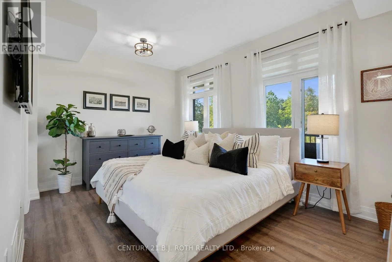 99 FRANKLIN TRAIL