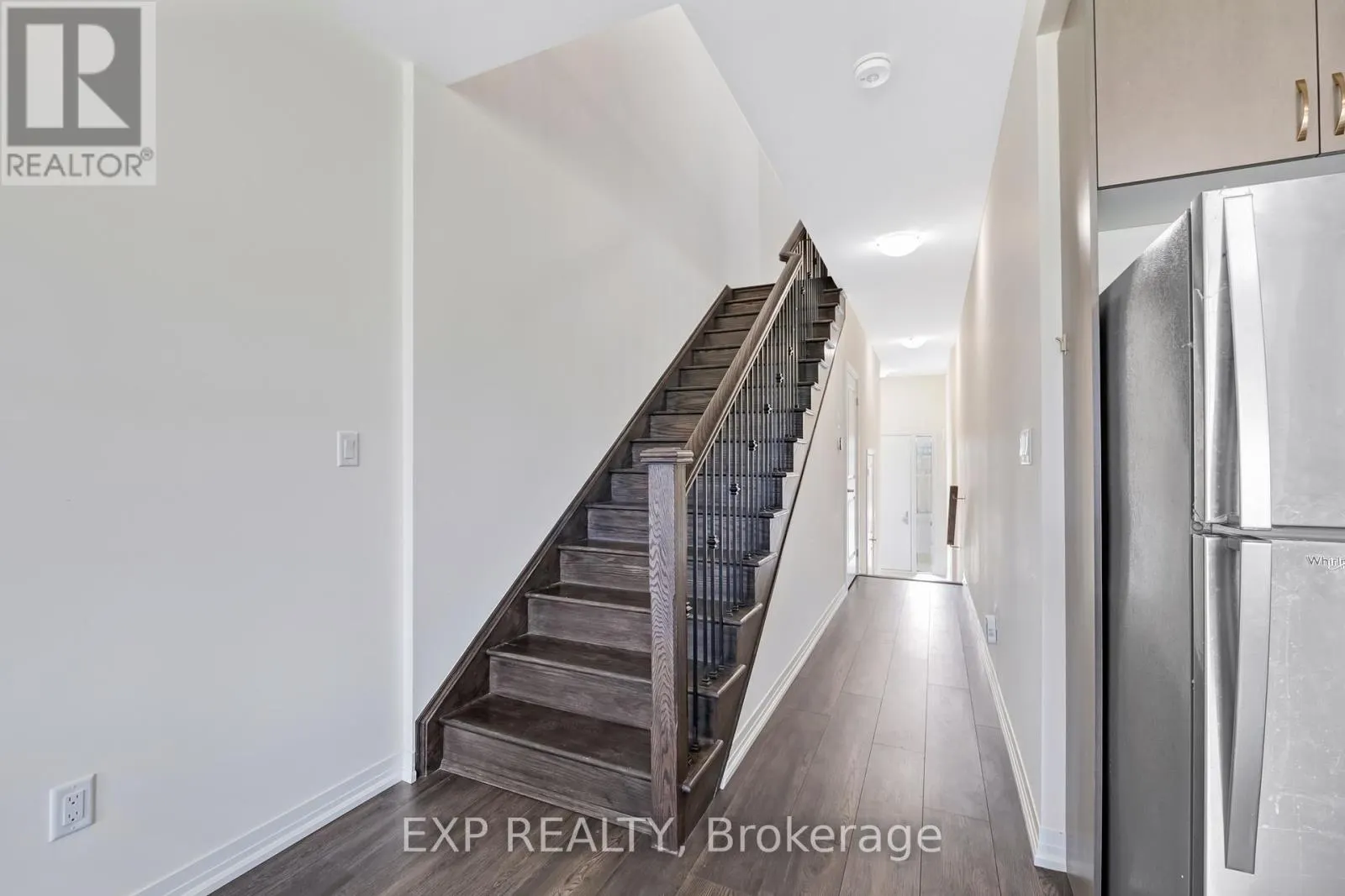 122 TURNBERRY LANE