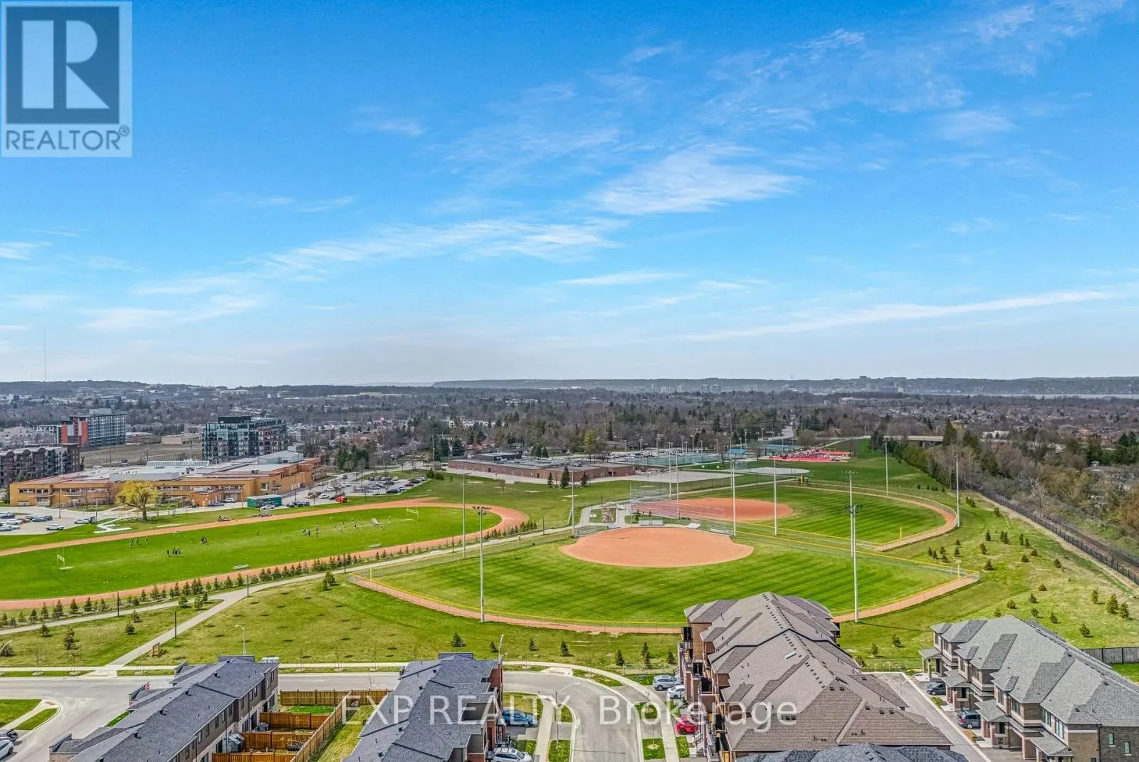 122 TURNBERRY LANE