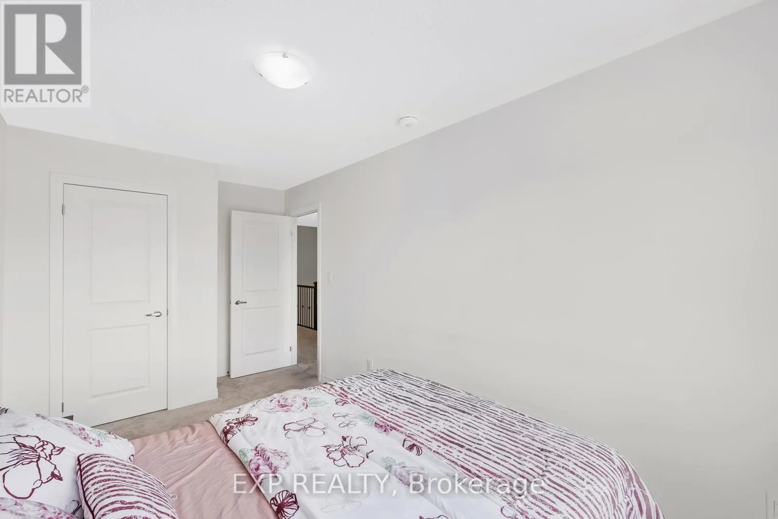 122 TURNBERRY LANE