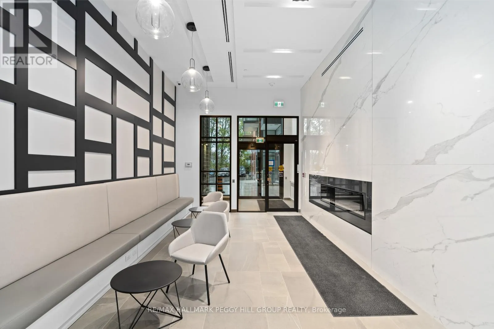 502 - 681 YONGE STREET