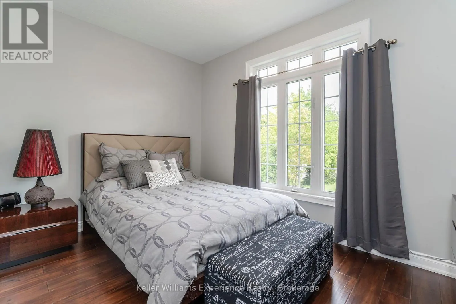 1 TOPAZ COURT