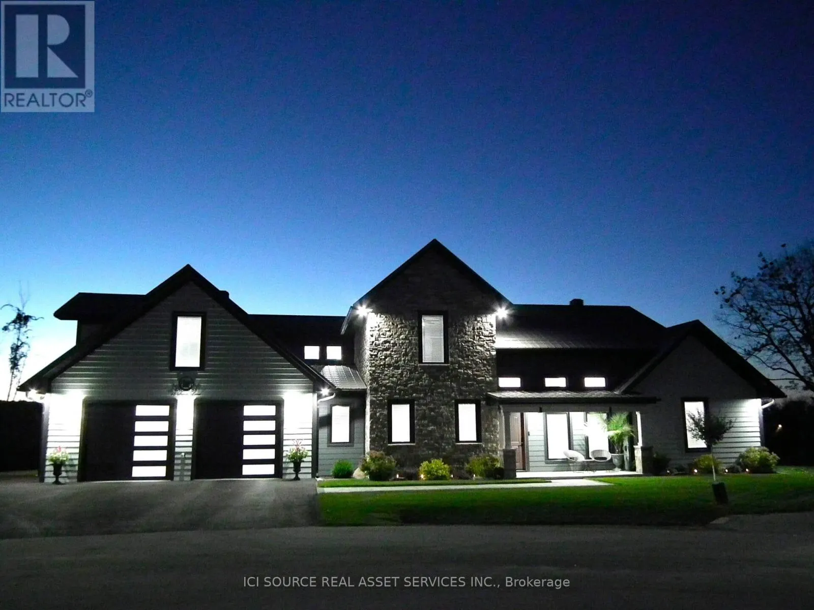 18 SWAN LANE