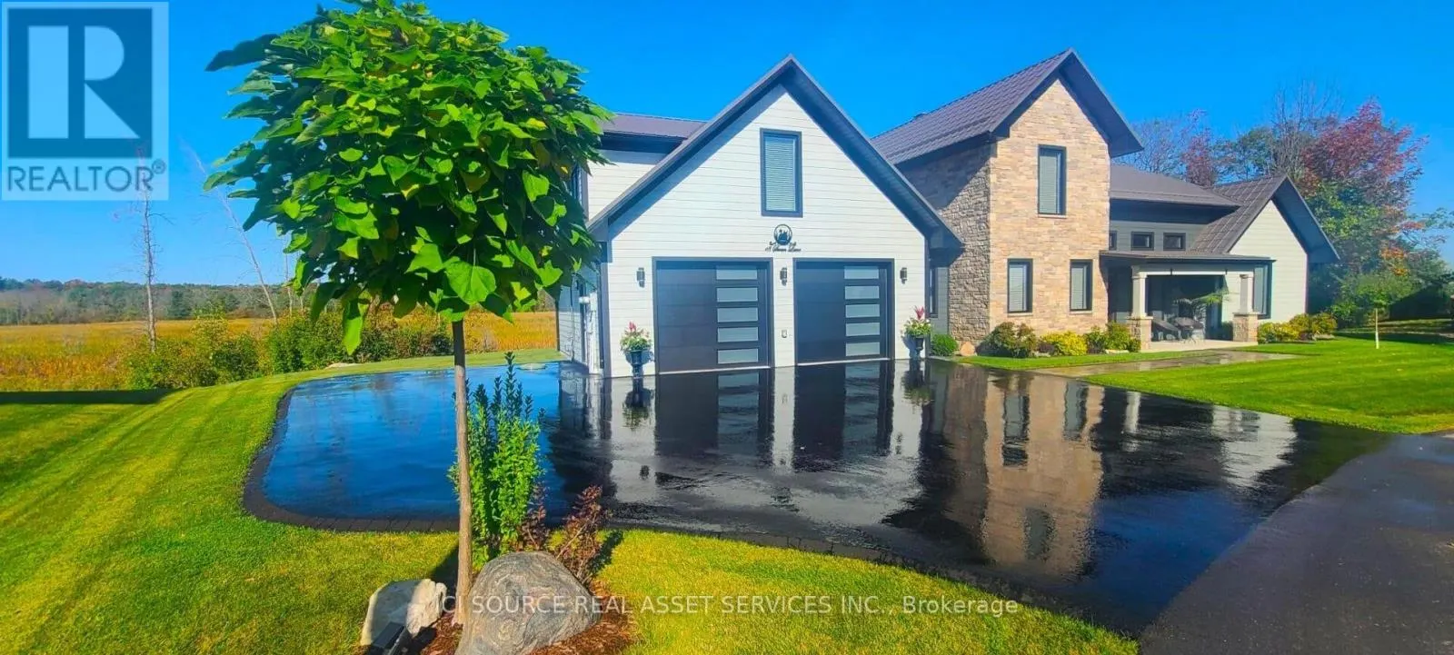 18 SWAN LANE