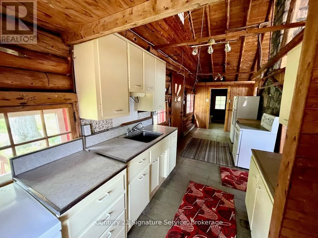 264 ROBINS POINT ROAD