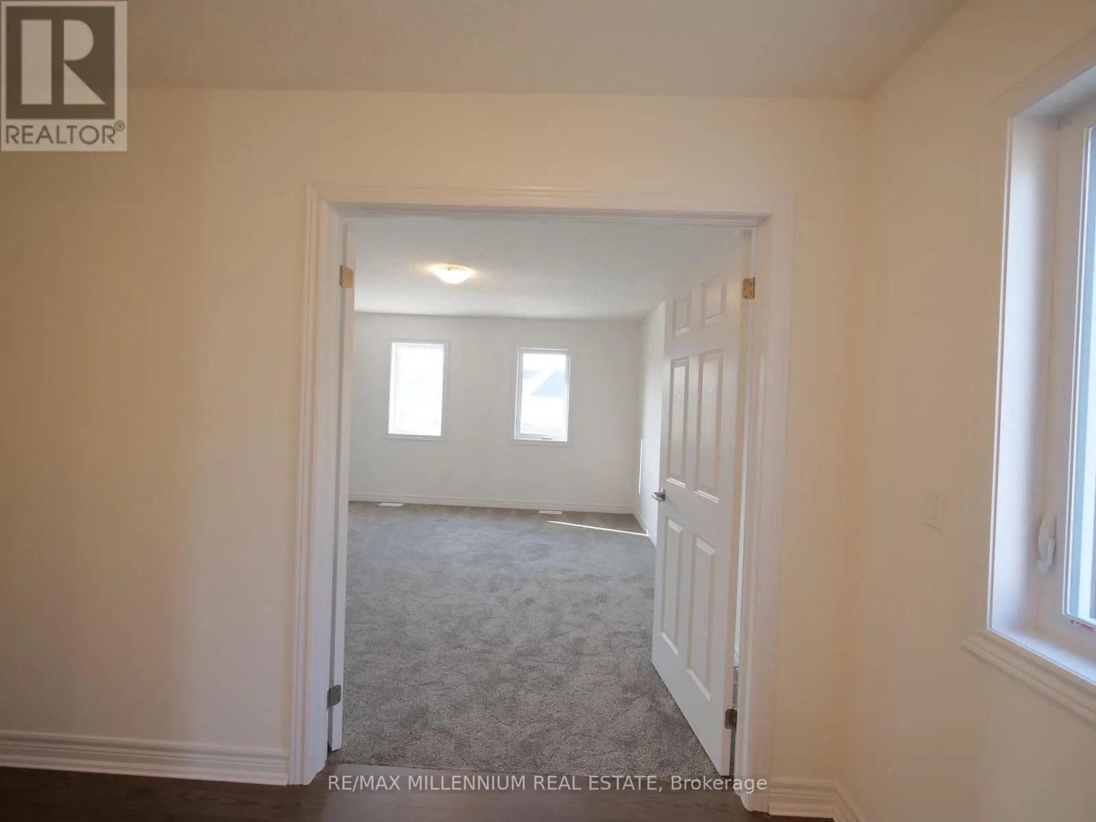 4 SHIPLEY AVENUE S