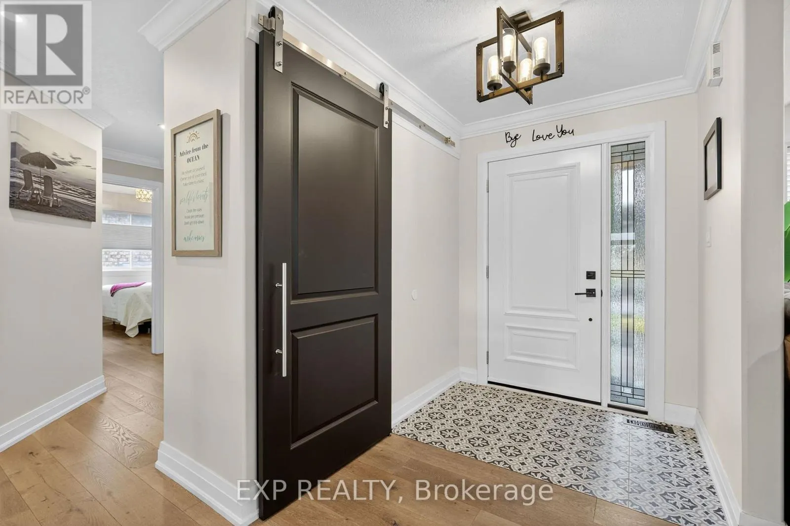 7 PACIFIC AVENUE