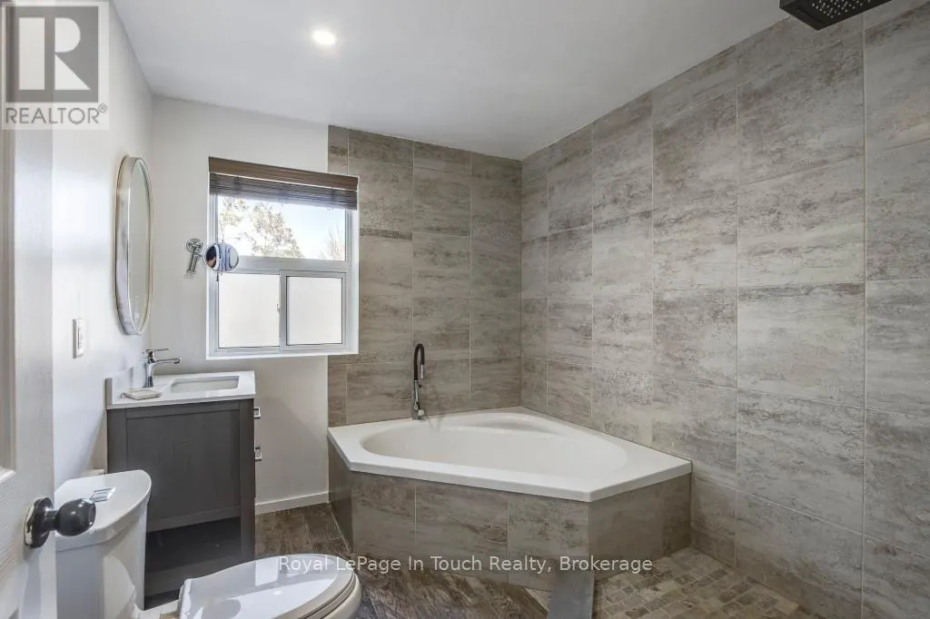 142 DUCK BAY ROAD