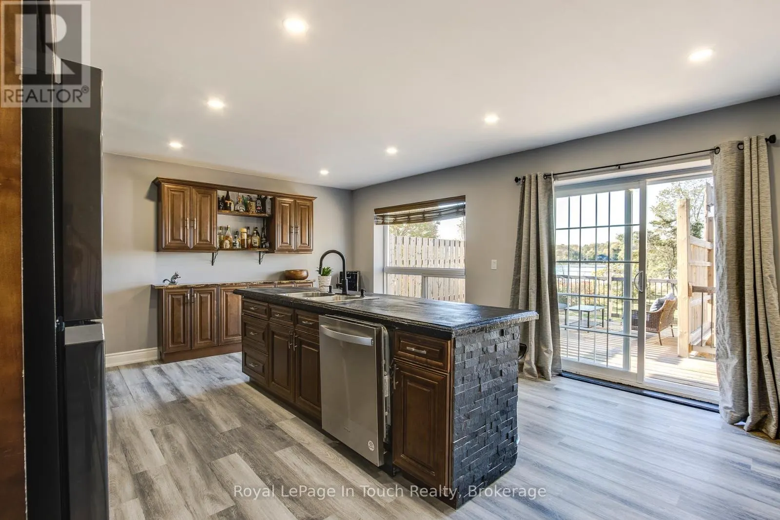 142 DUCK BAY ROAD
