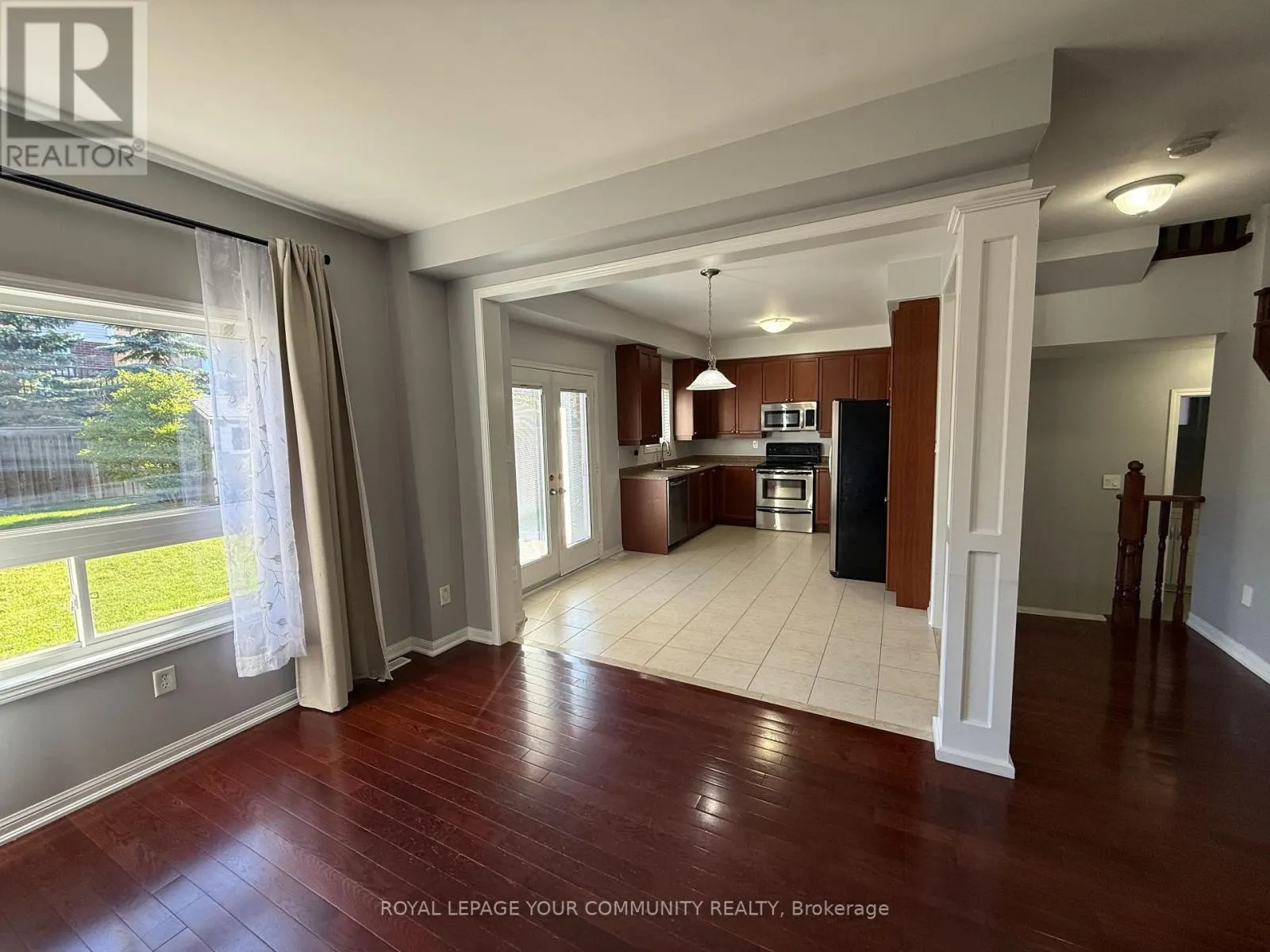 27 ORLEANS AVENUE