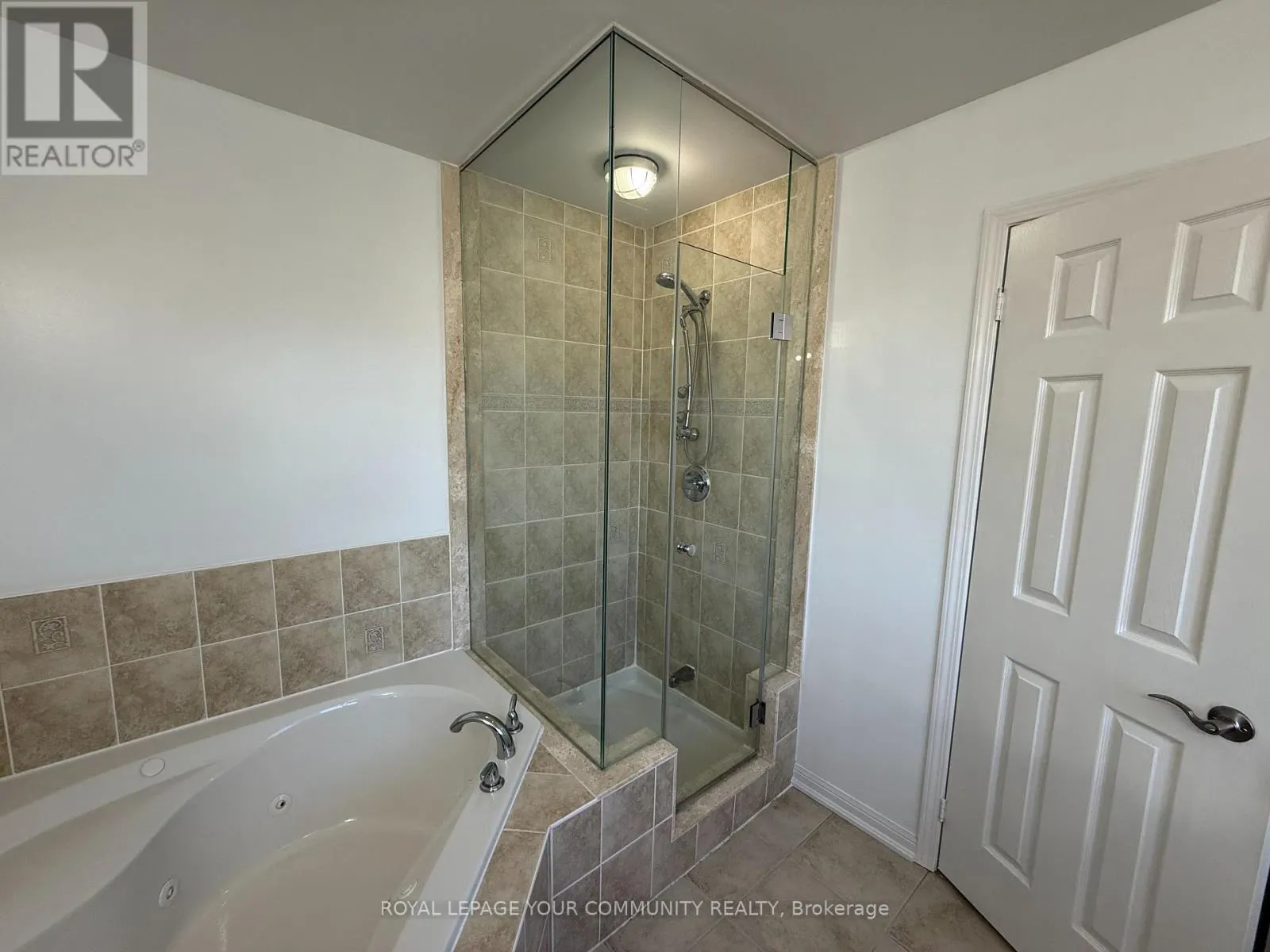 27 ORLEANS AVENUE