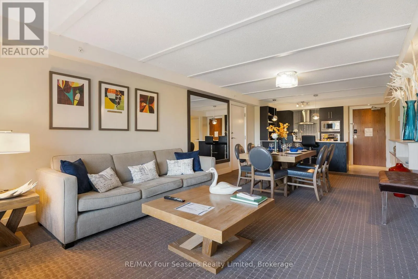 6210/6212 - 9 HARBOUR STREET E, #6210/6212