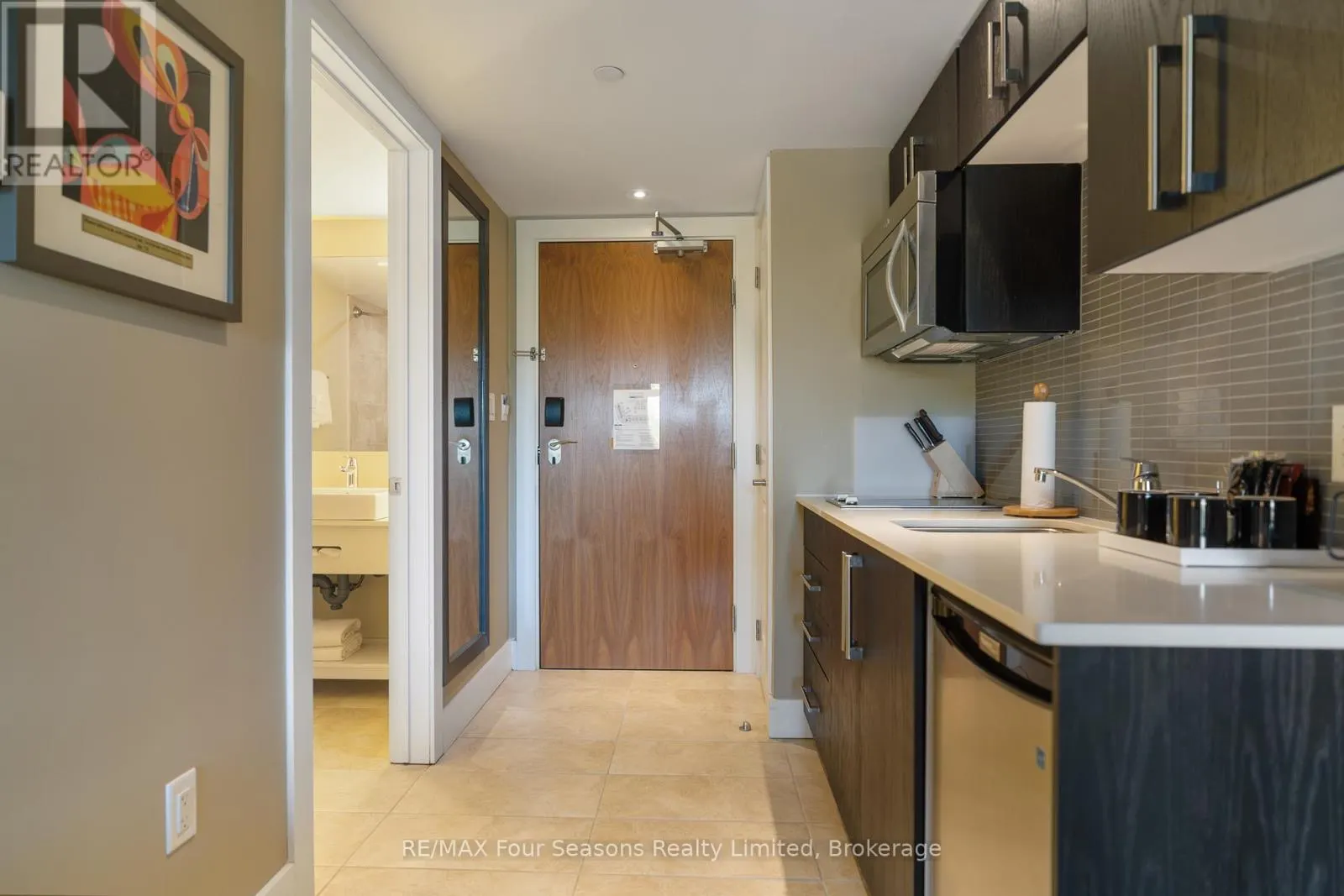 6210/6212 - 9 HARBOUR STREET E, #6210/6212