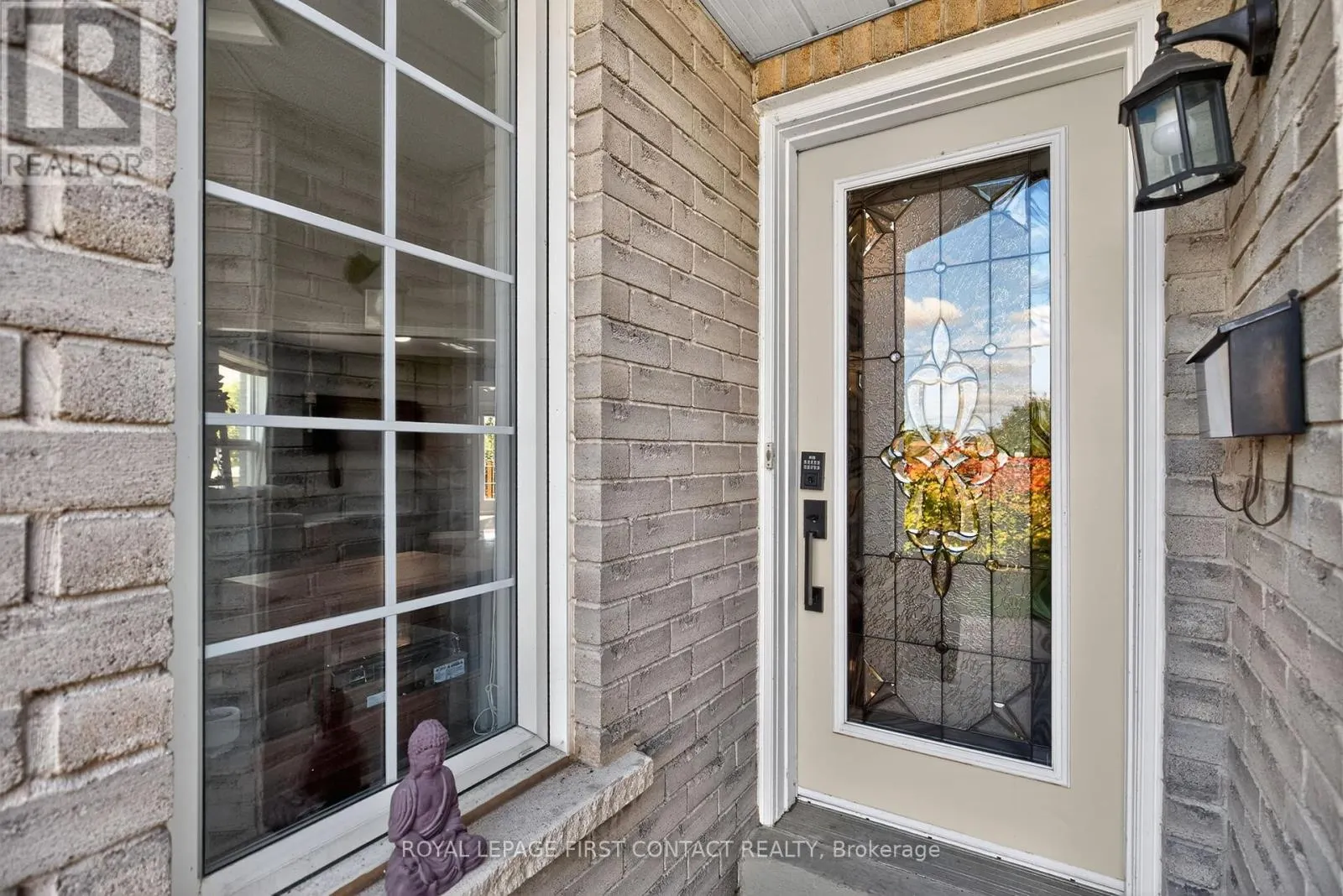 122 NORTHVIEW CRESCENT