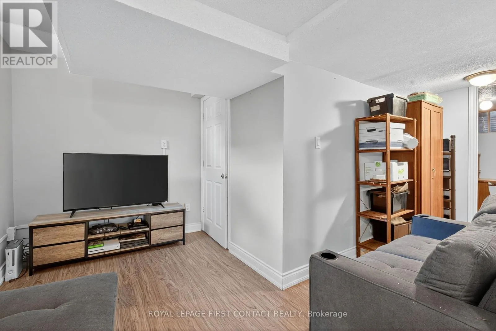 122 NORTHVIEW CRESCENT