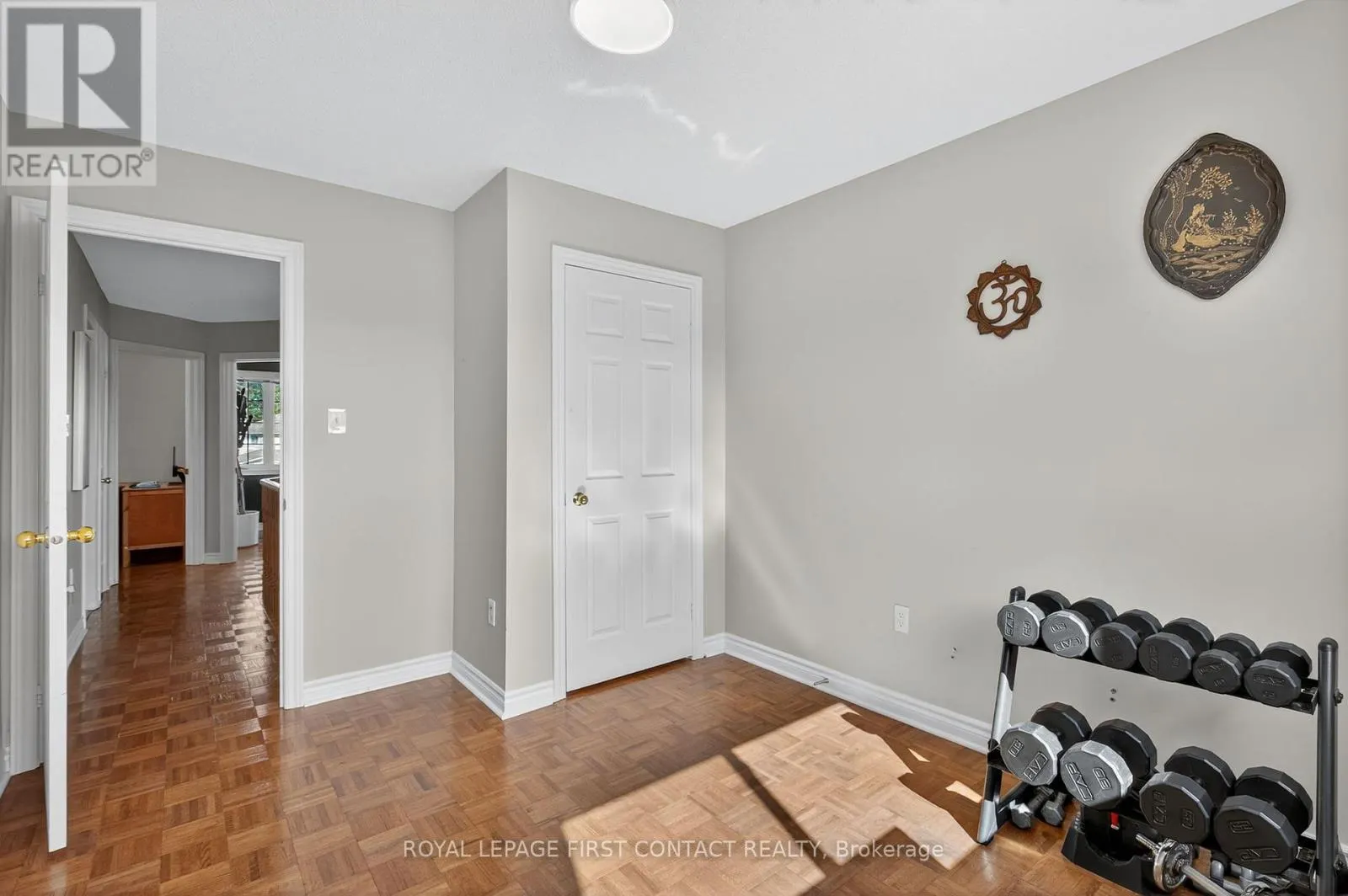 122 NORTHVIEW CRESCENT
