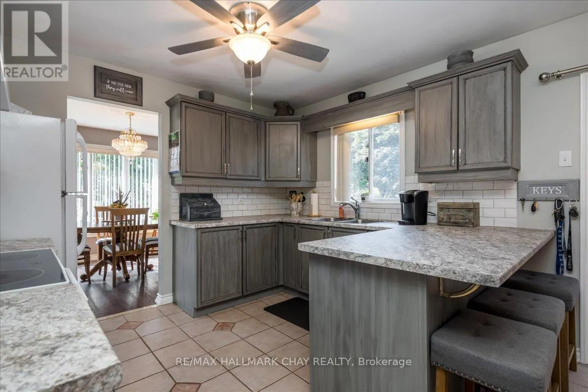 114 CHIEFTAIN CRESCENT
