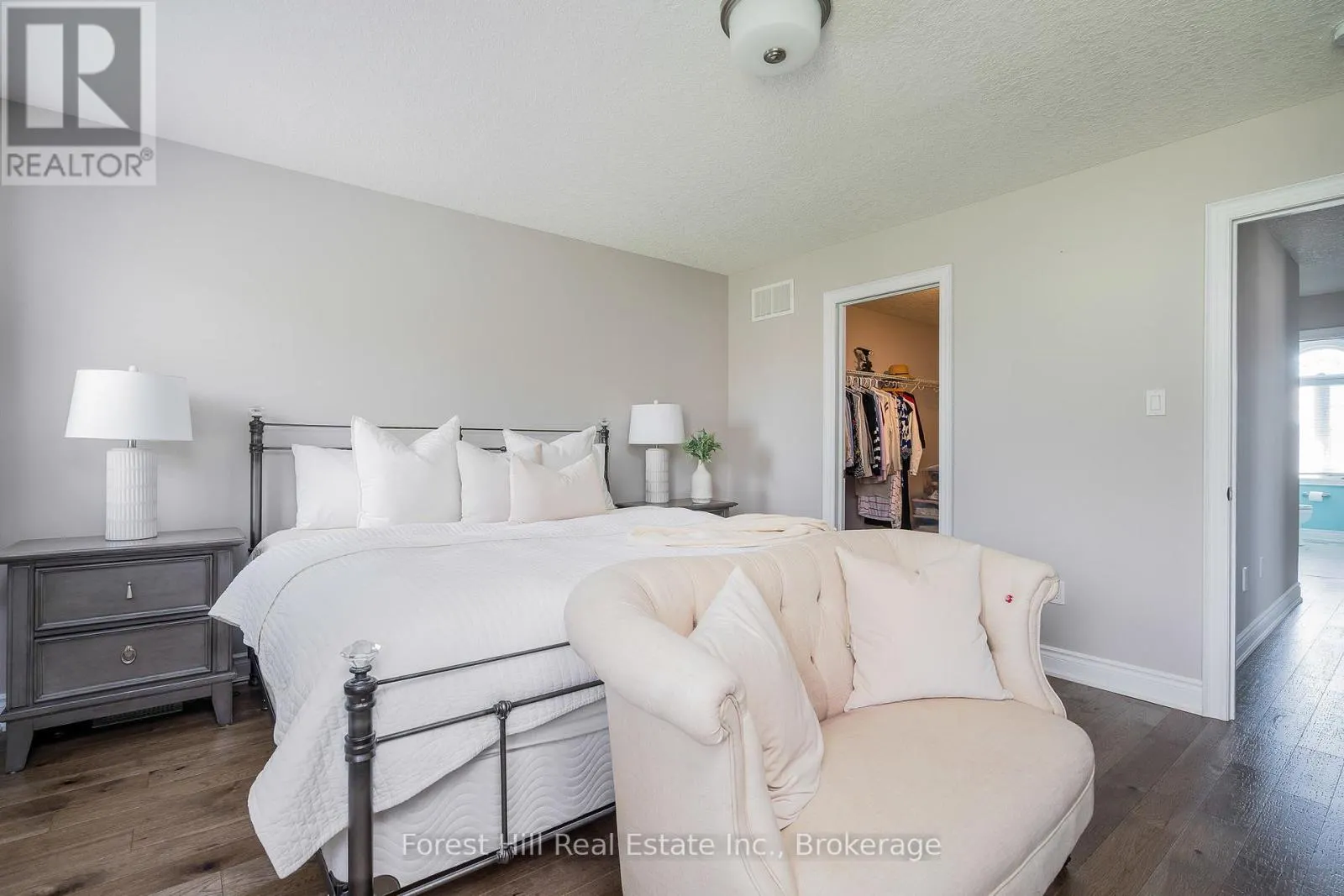 21 MARTA CRESCENT