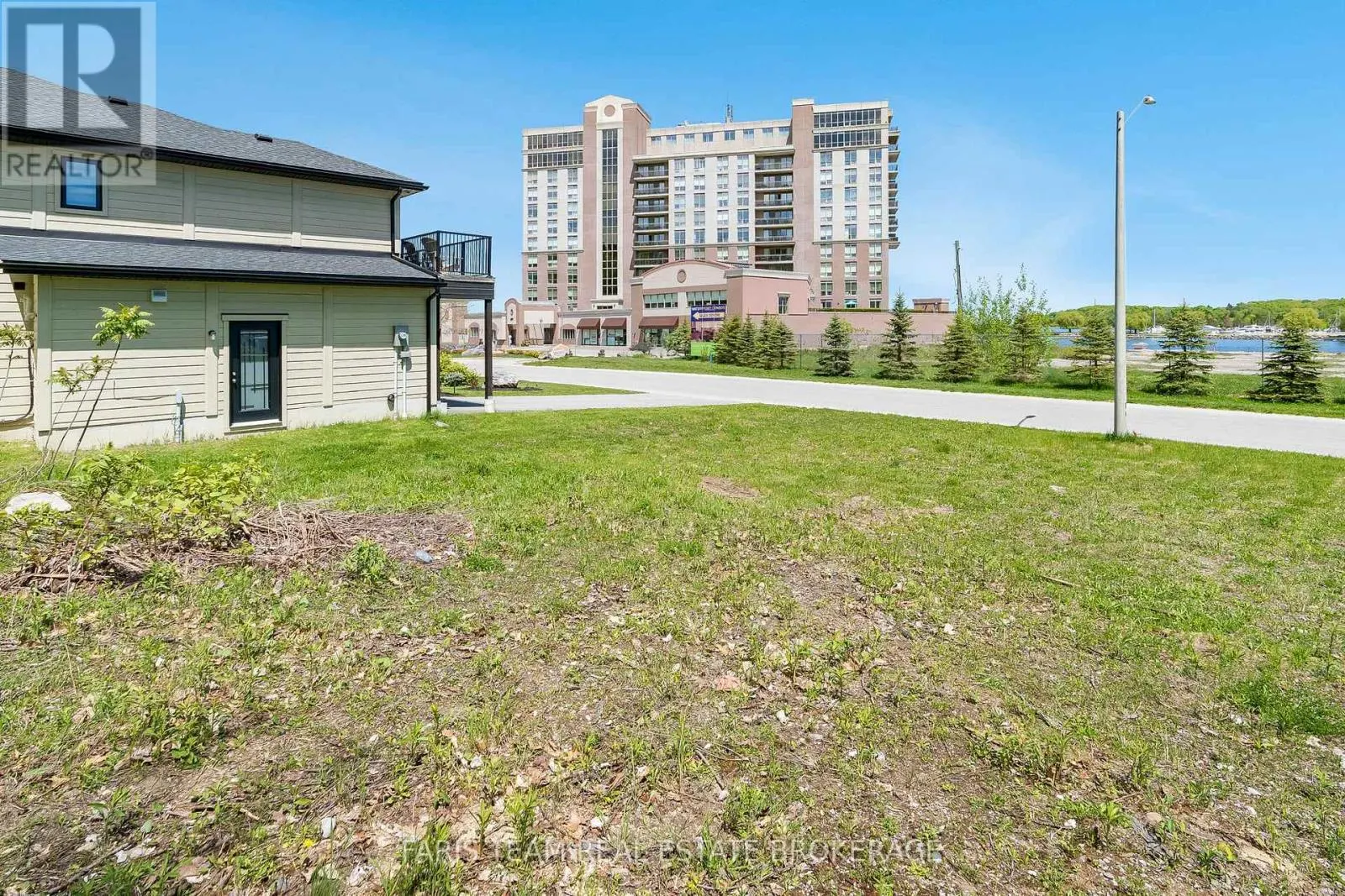 722 ABERDEEN BOULEVARD