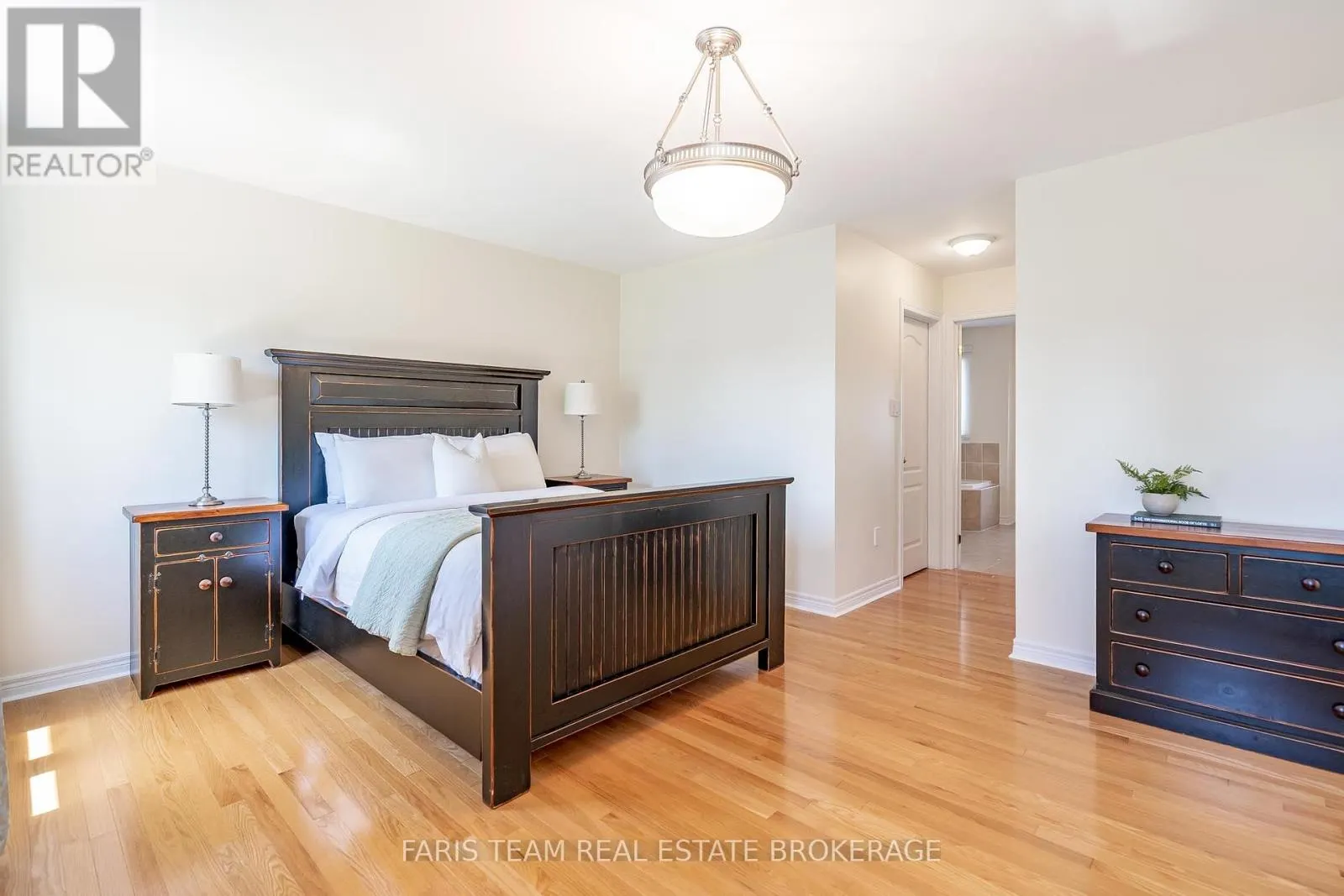 26 BARRINGTON TRAIL