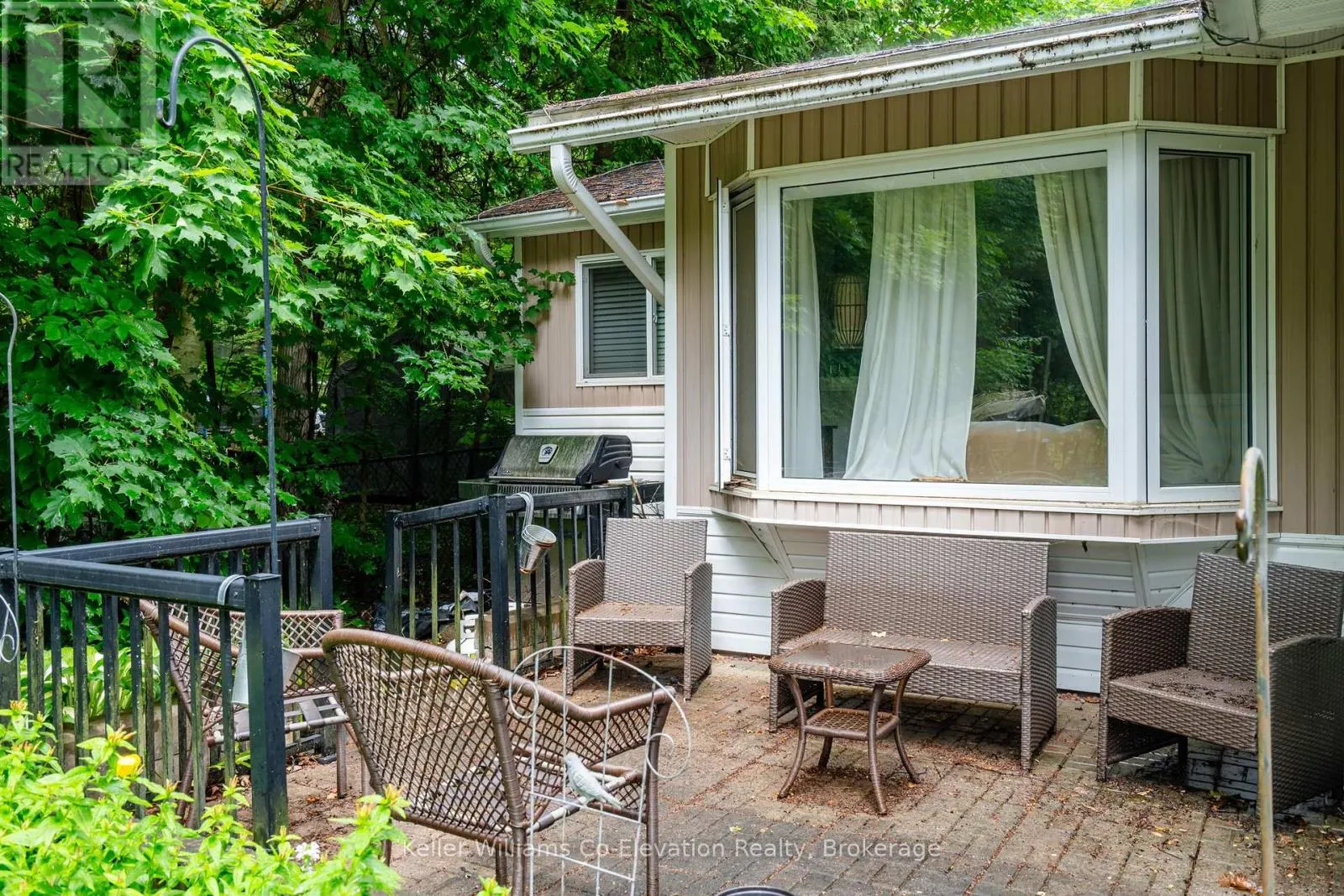 137 OLIVER DRIVE