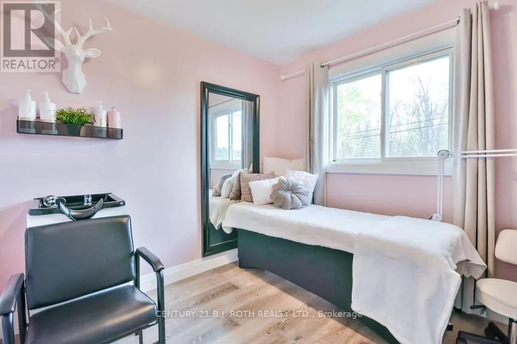 2695 CUMBERLAND ROAD