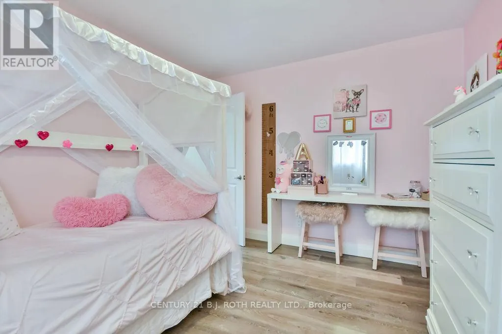 2695 CUMBERLAND ROAD