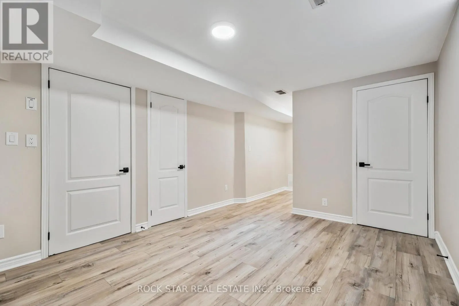 8 GINGER DRIVE