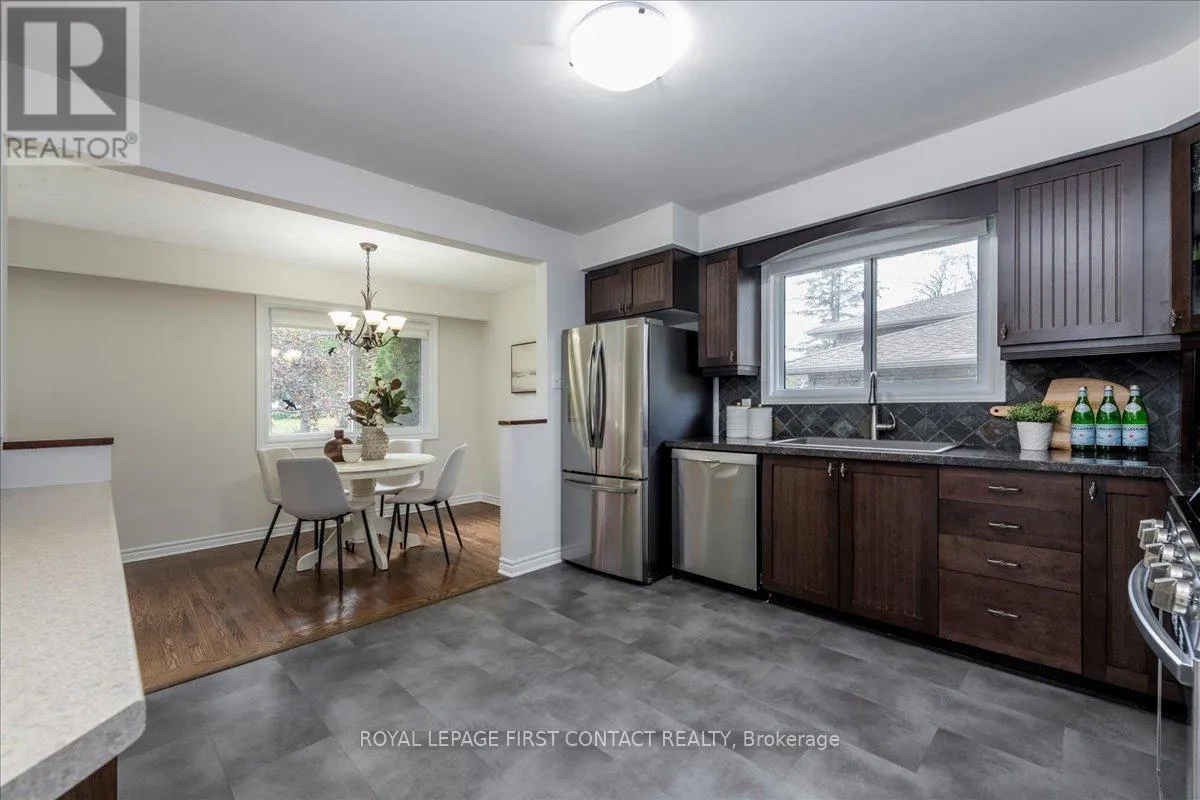 32 SPRINGHOME ROAD