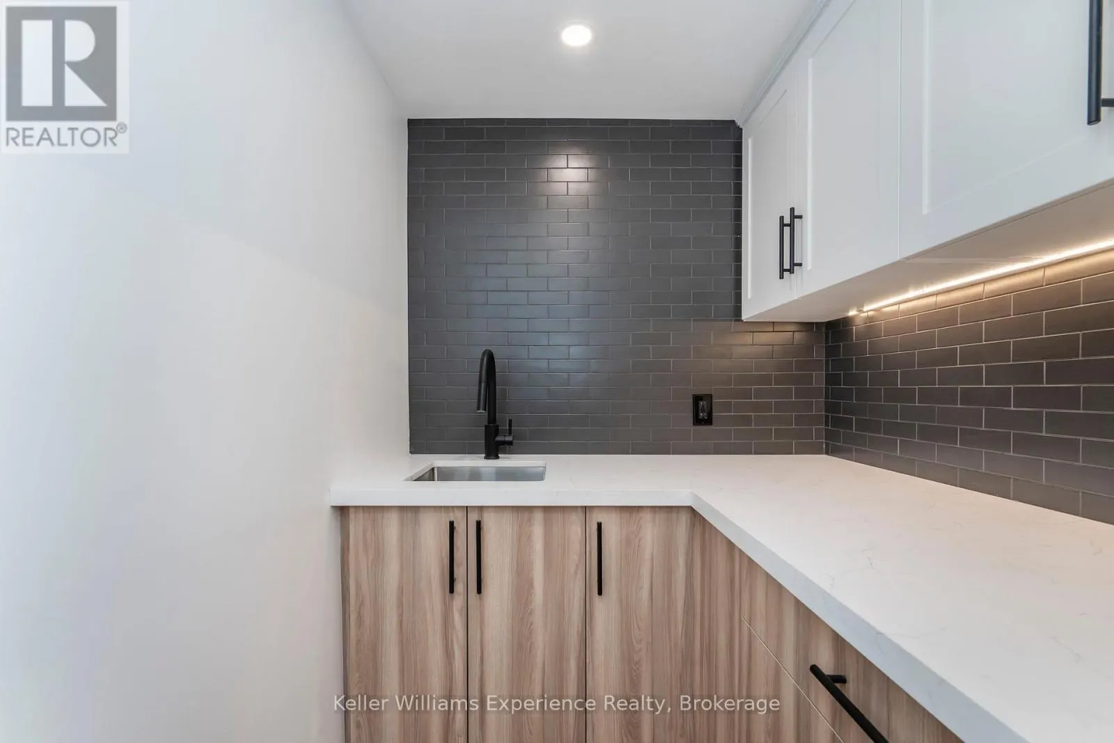 3355 MUSKOKA STREET