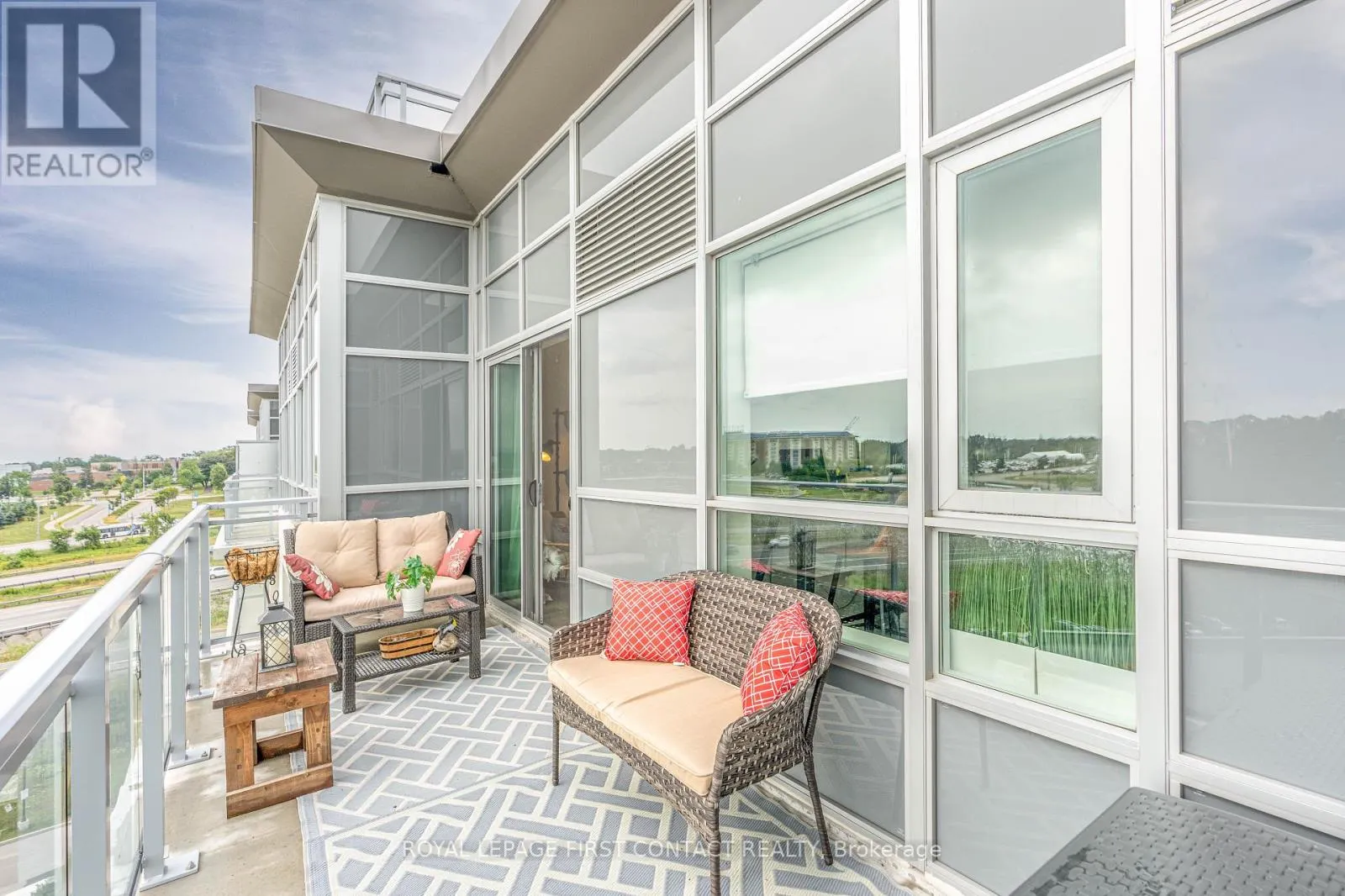 1106 - 58 LAKESIDE TERRACE