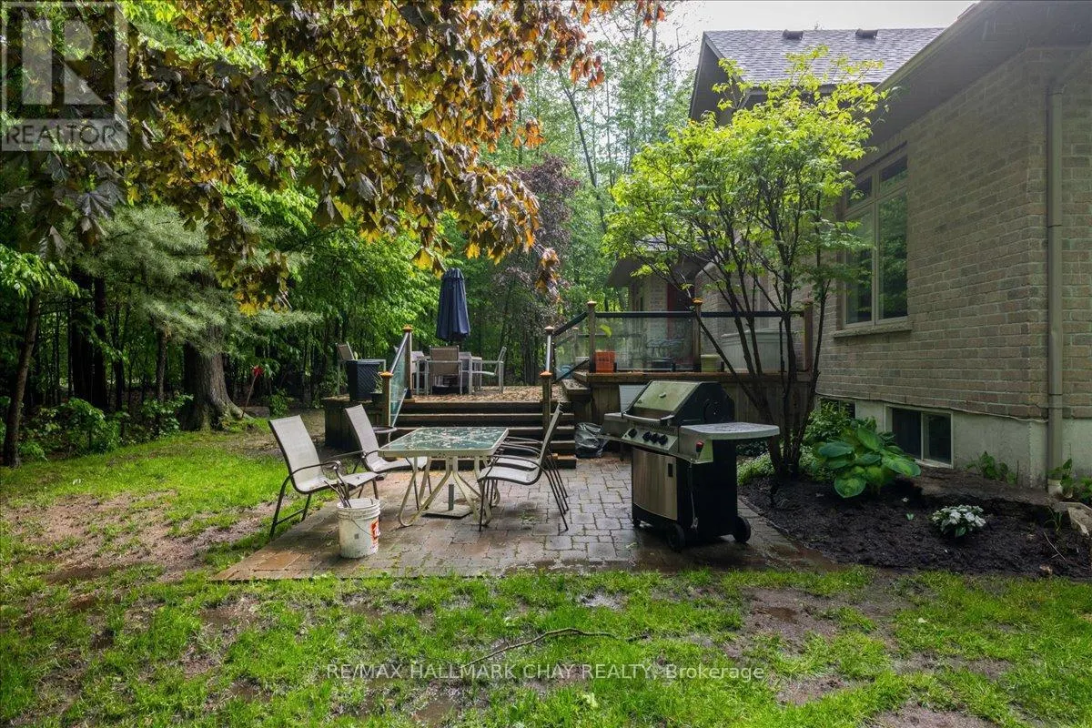 5 TIMBER COURT