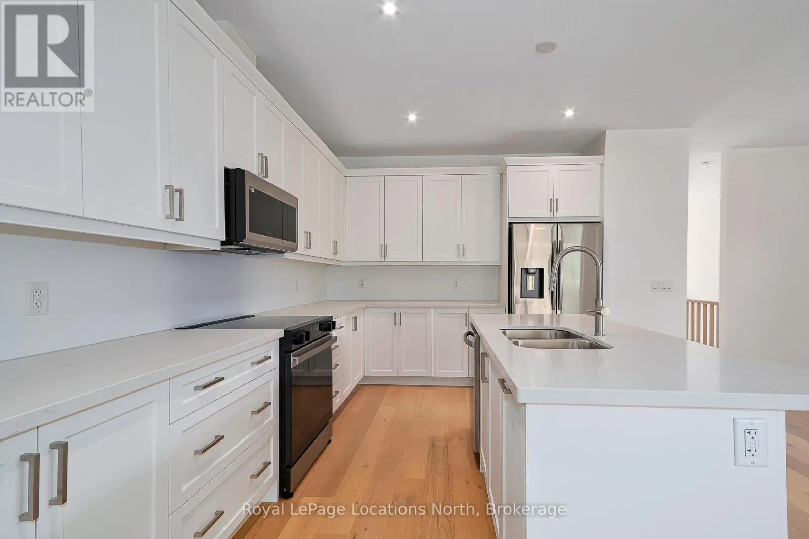 64 52ND STREET S