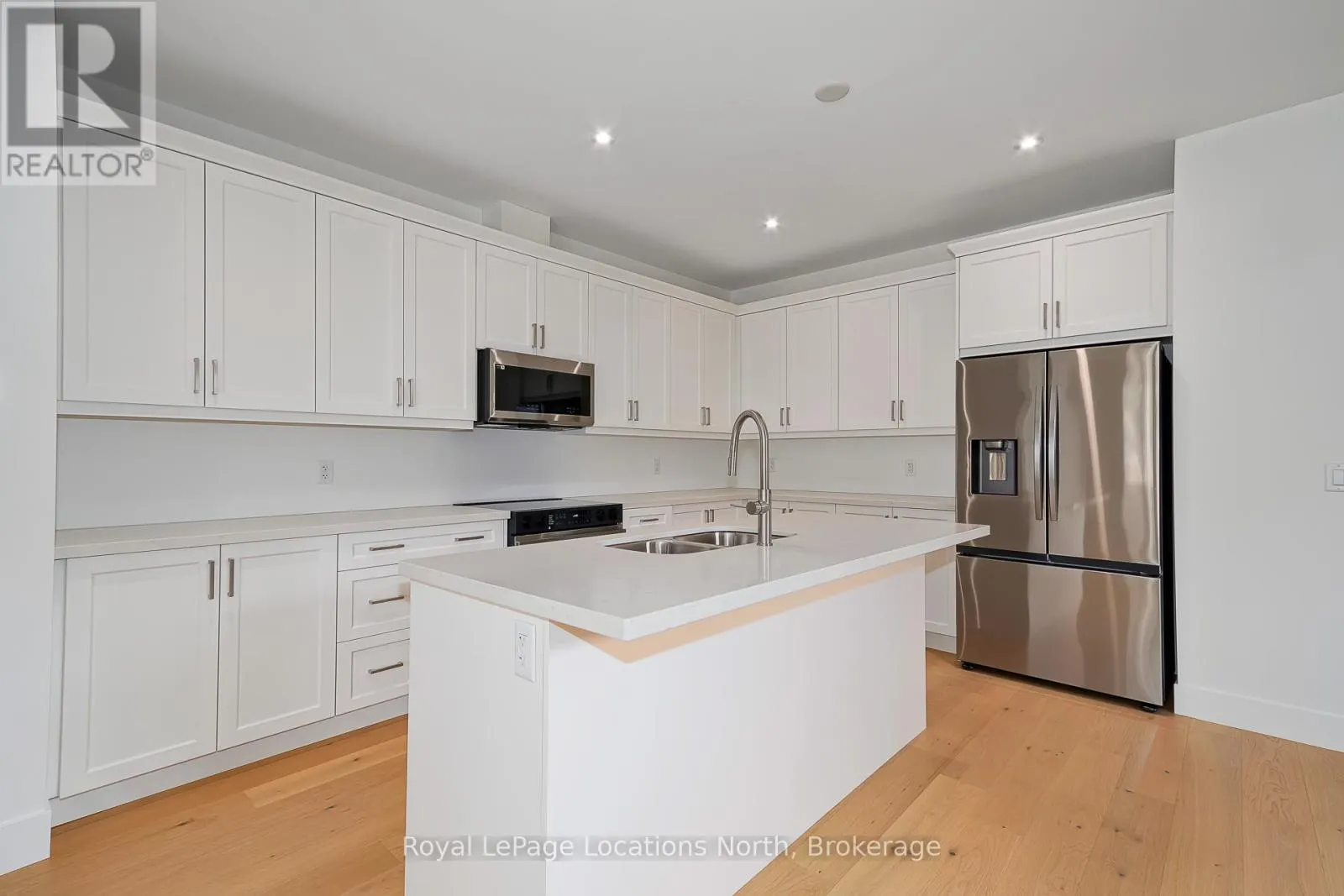64 52ND STREET S