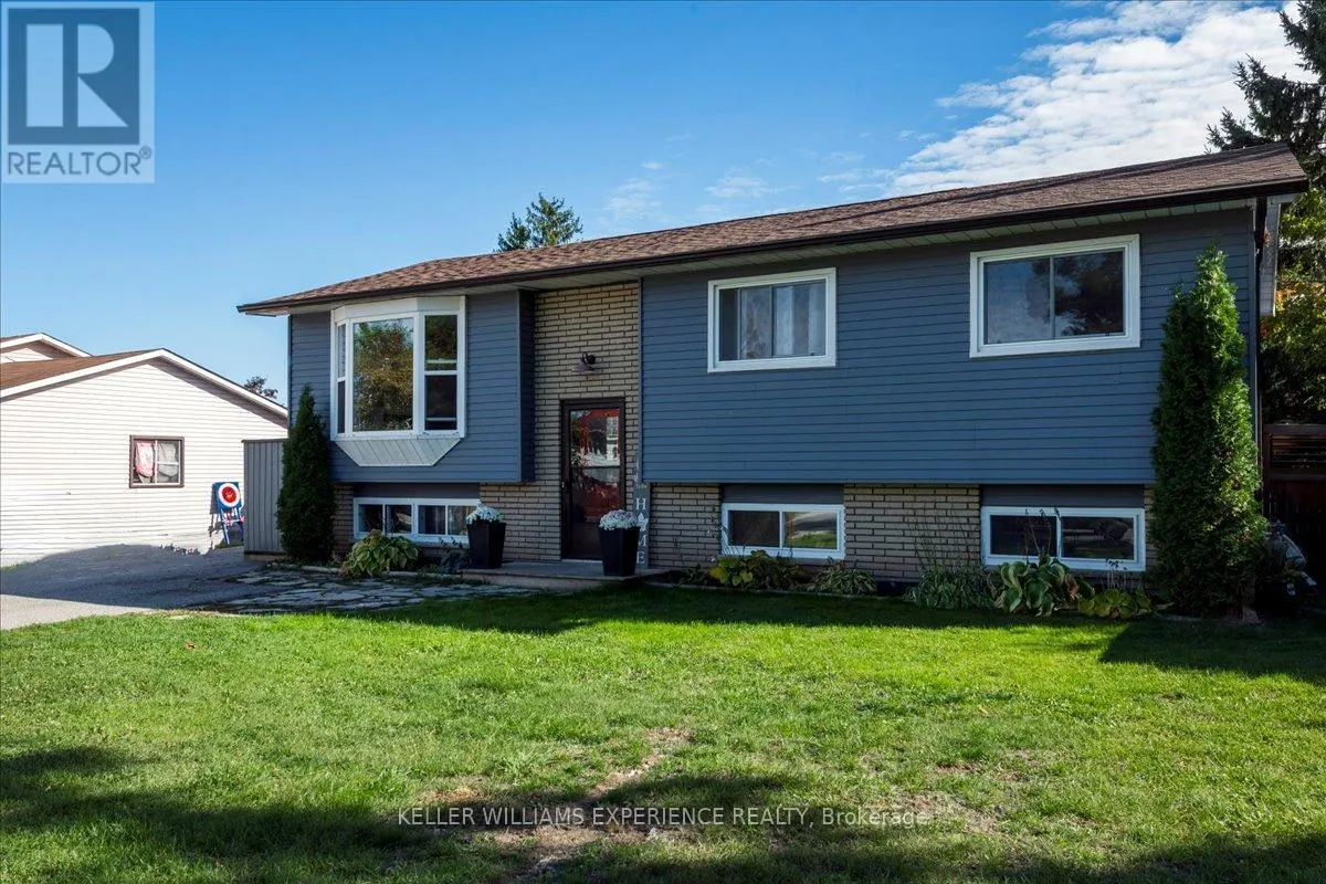 35 CHAMPLAIN CRESCENT
