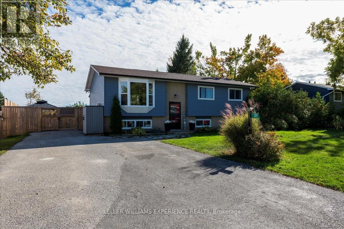 35 CHAMPLAIN CRESCENT
