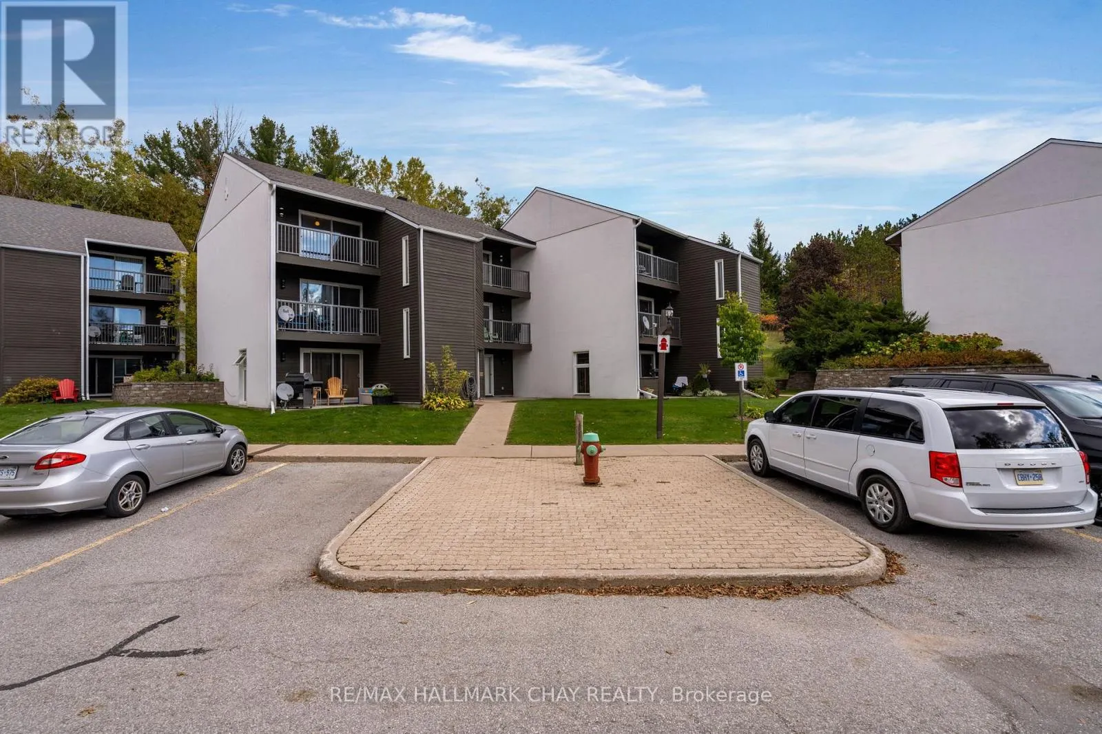 308 - 1102 HORSESHOE VALLEY ROAD W
