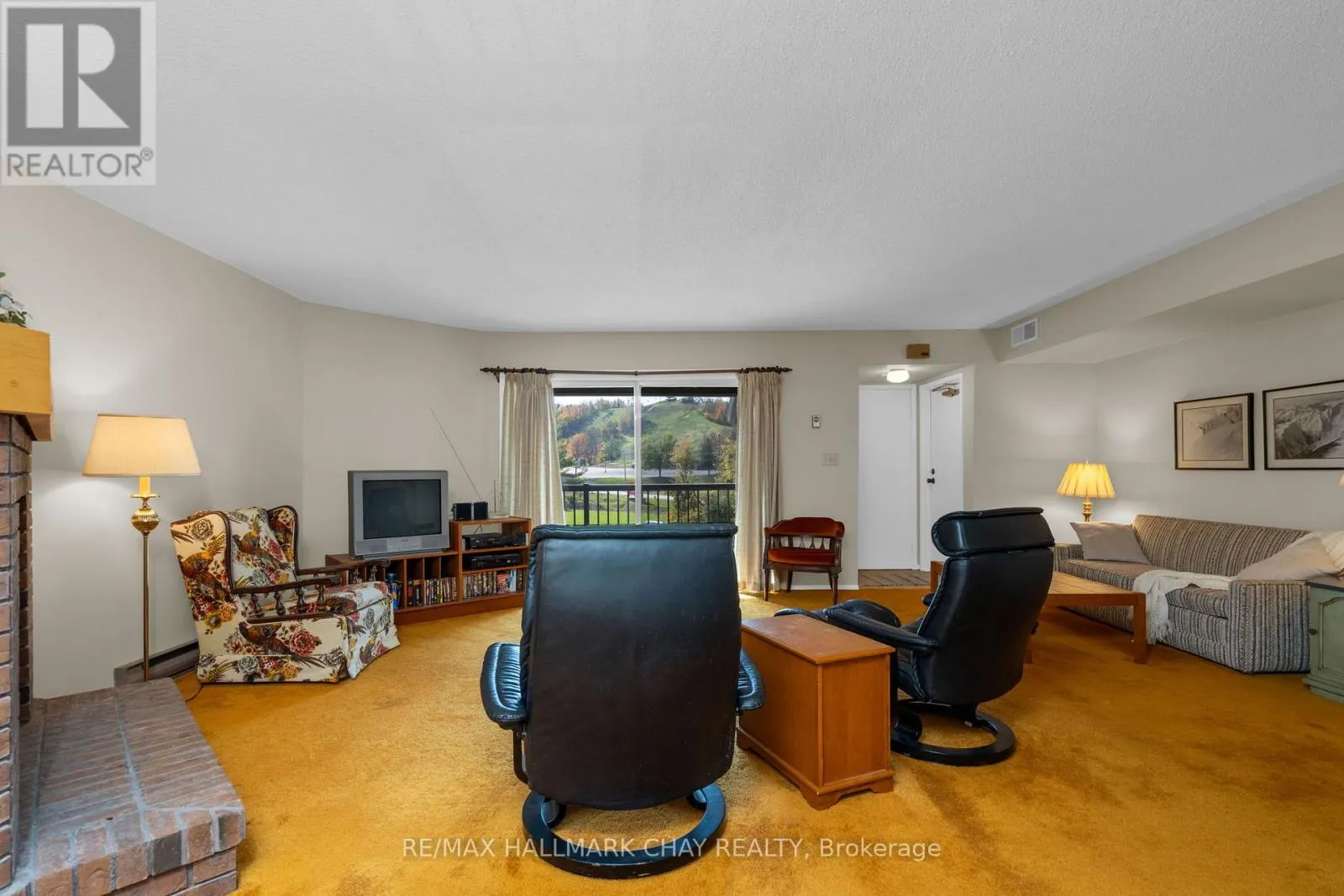 308 - 1102 HORSESHOE VALLEY ROAD W