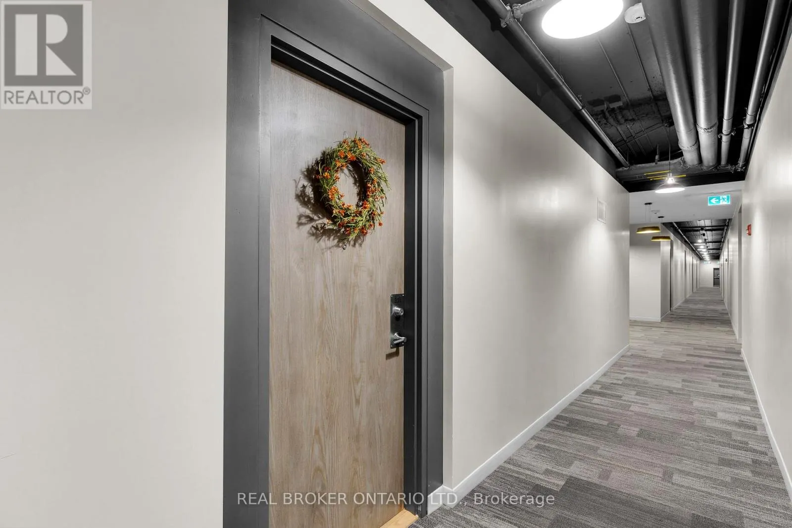 321 - 21 MATCHEDASH STREET S