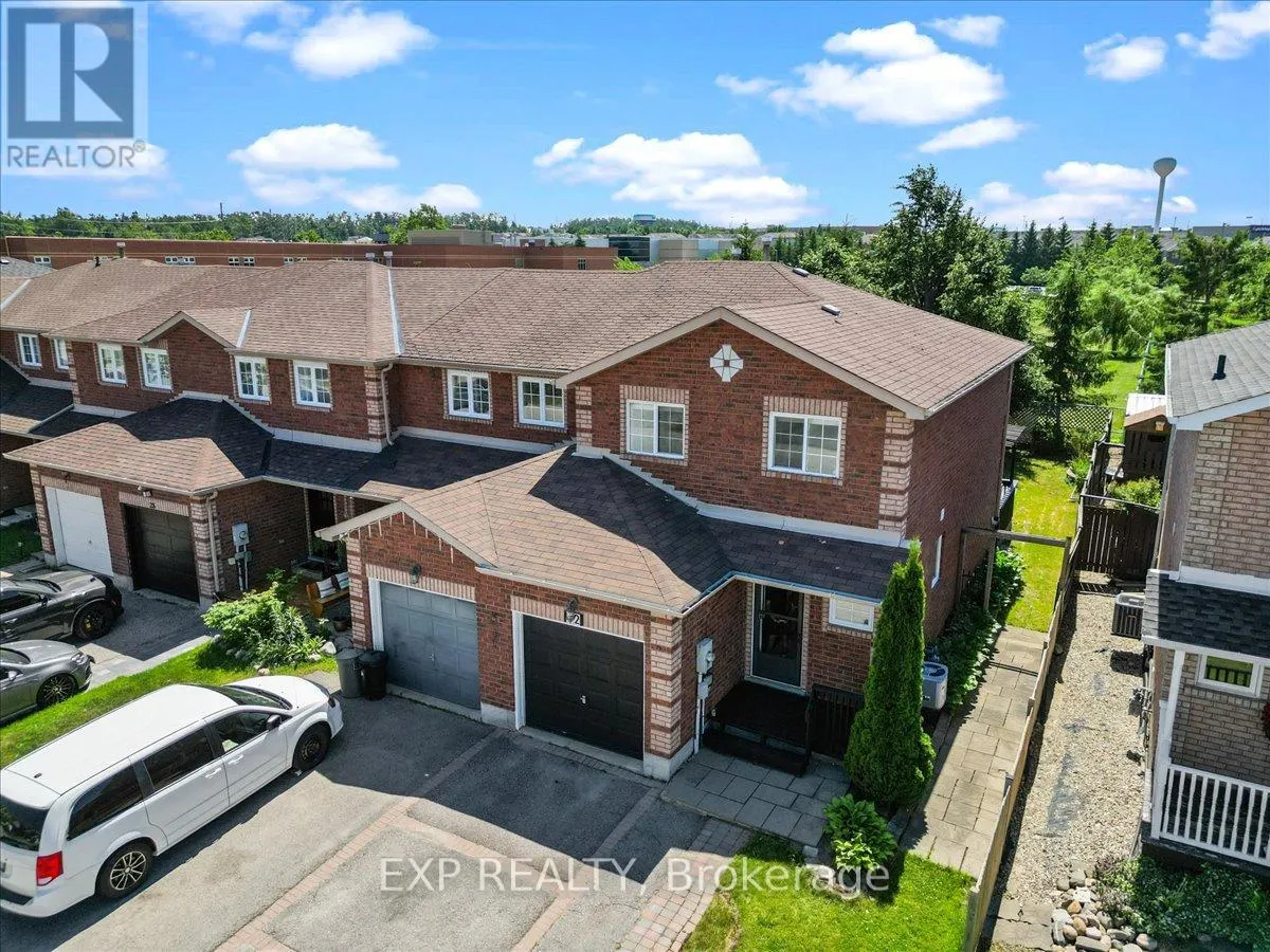 32 MICHAEL CRESCENT